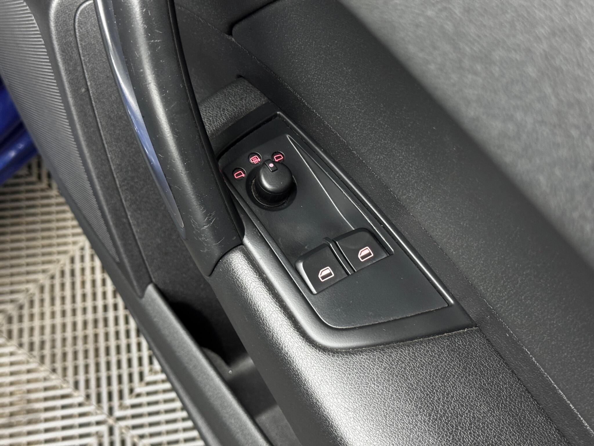Audi A1 view 36
