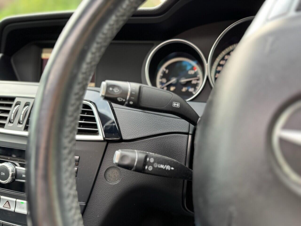 Mercedes-Benz C-Class view 15