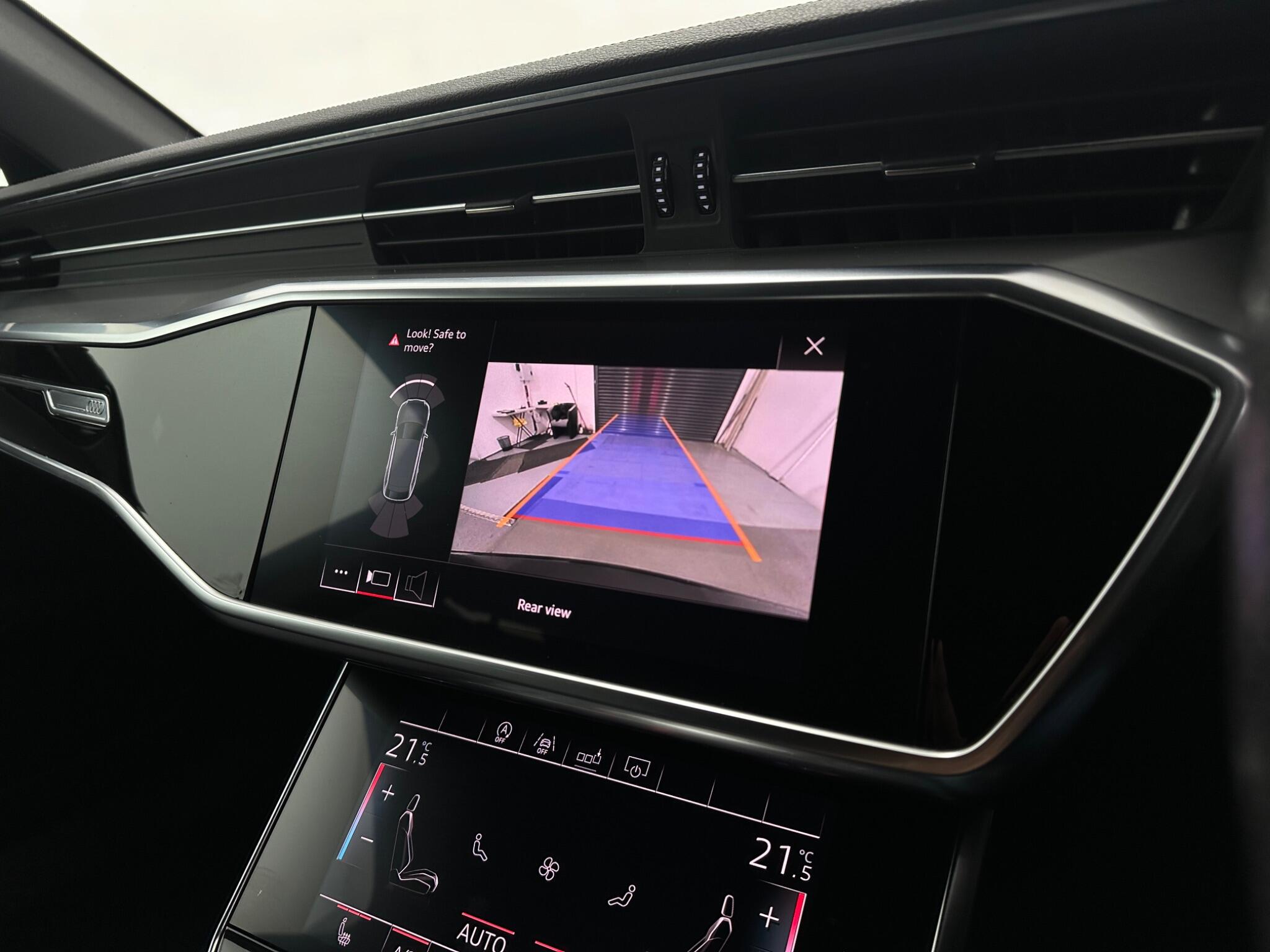 Audi A6 Avant view 23