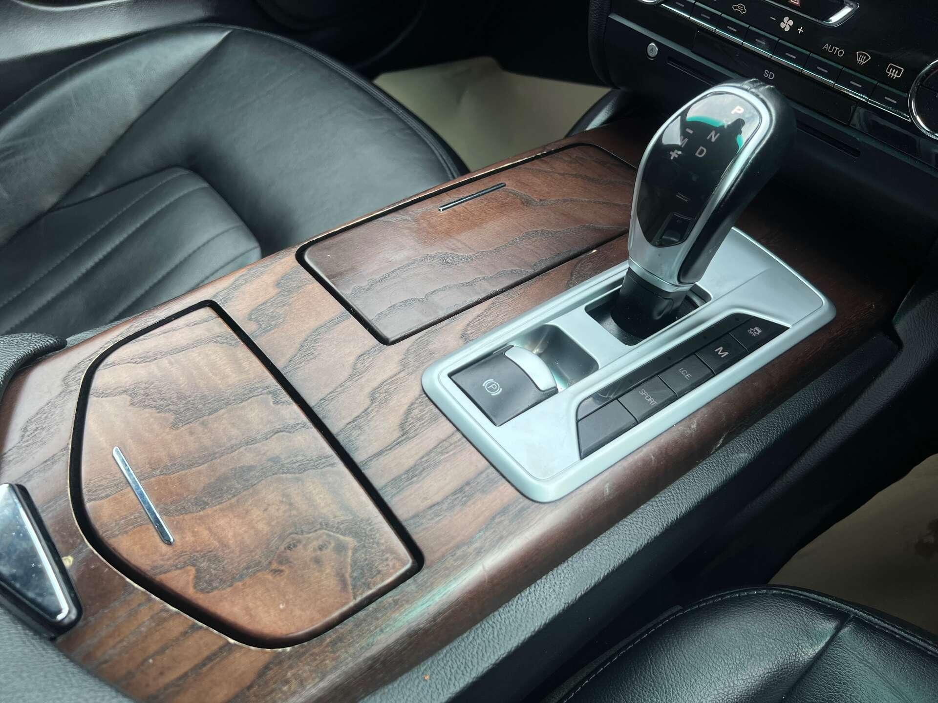 Maserati Ghibli view 20