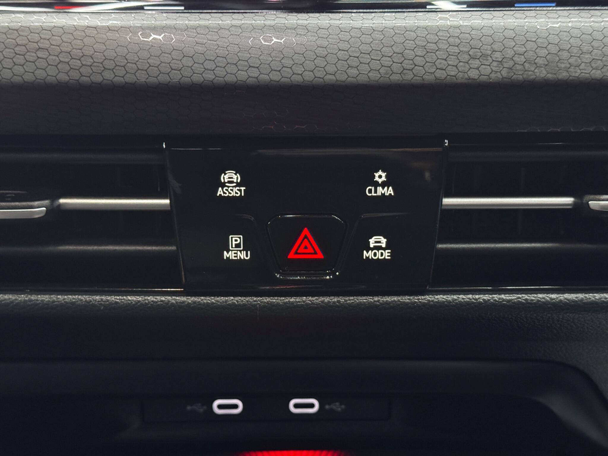 Volkswagen Golf view 28