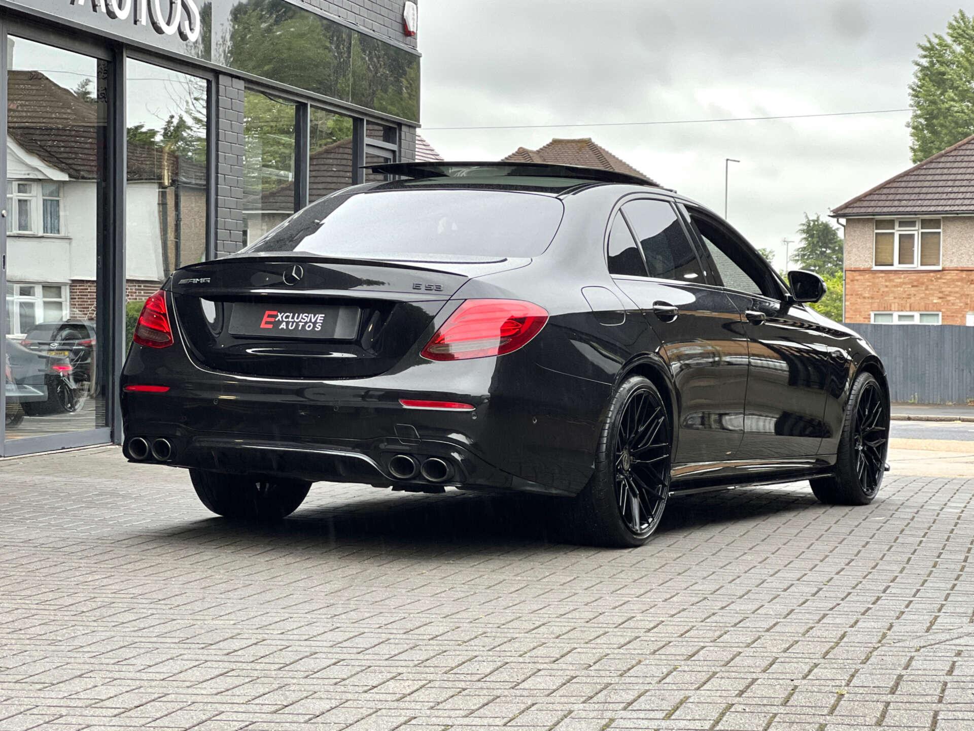 Mercedes-Benz E Class view 17