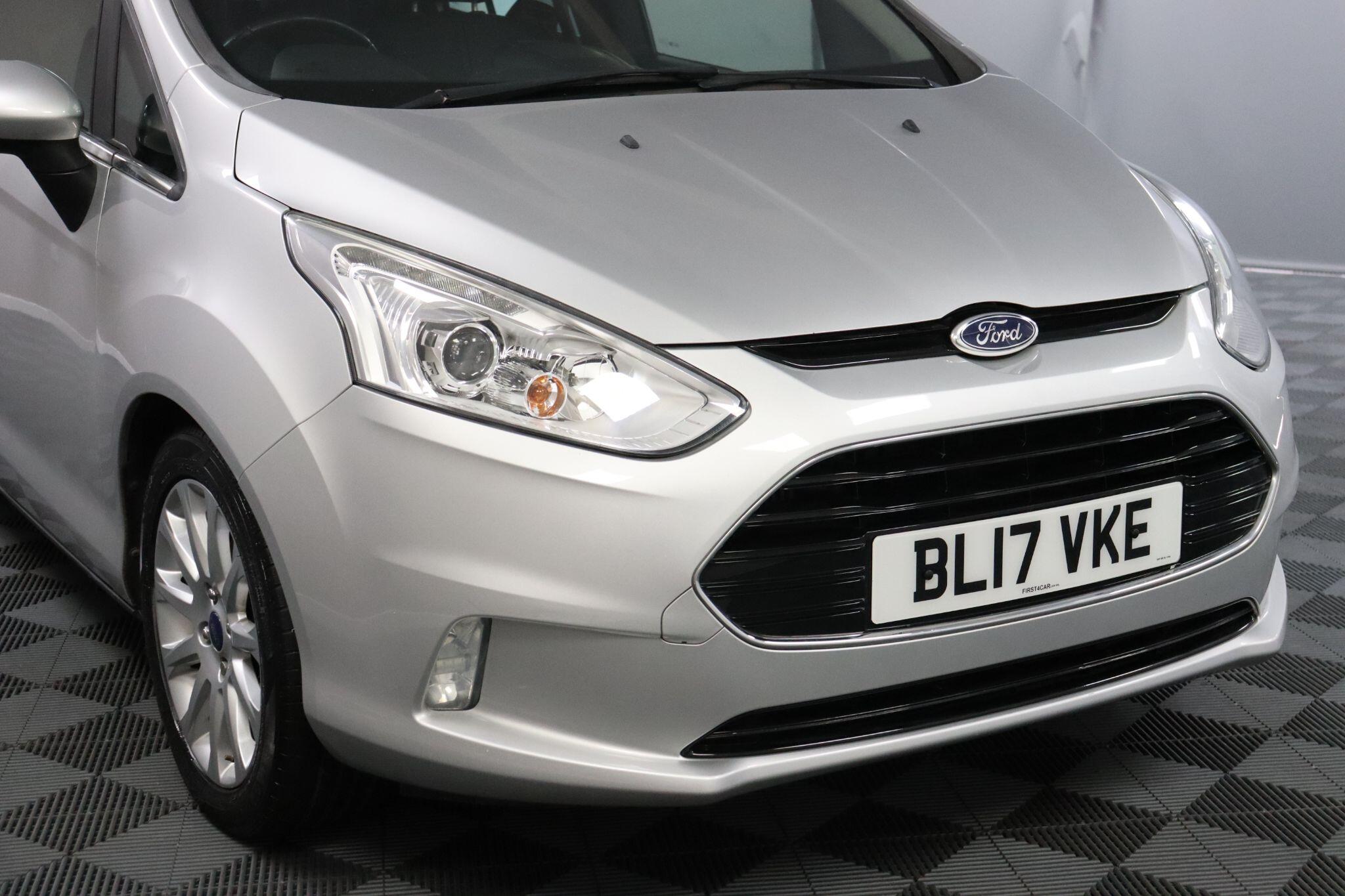 Ford B-Max view 10