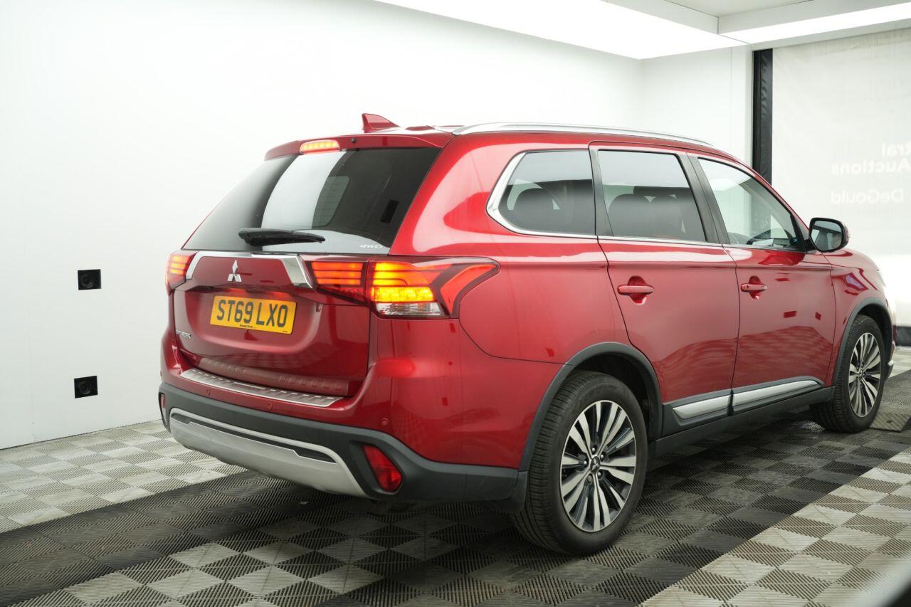 Mitsubishi Outlander view 7