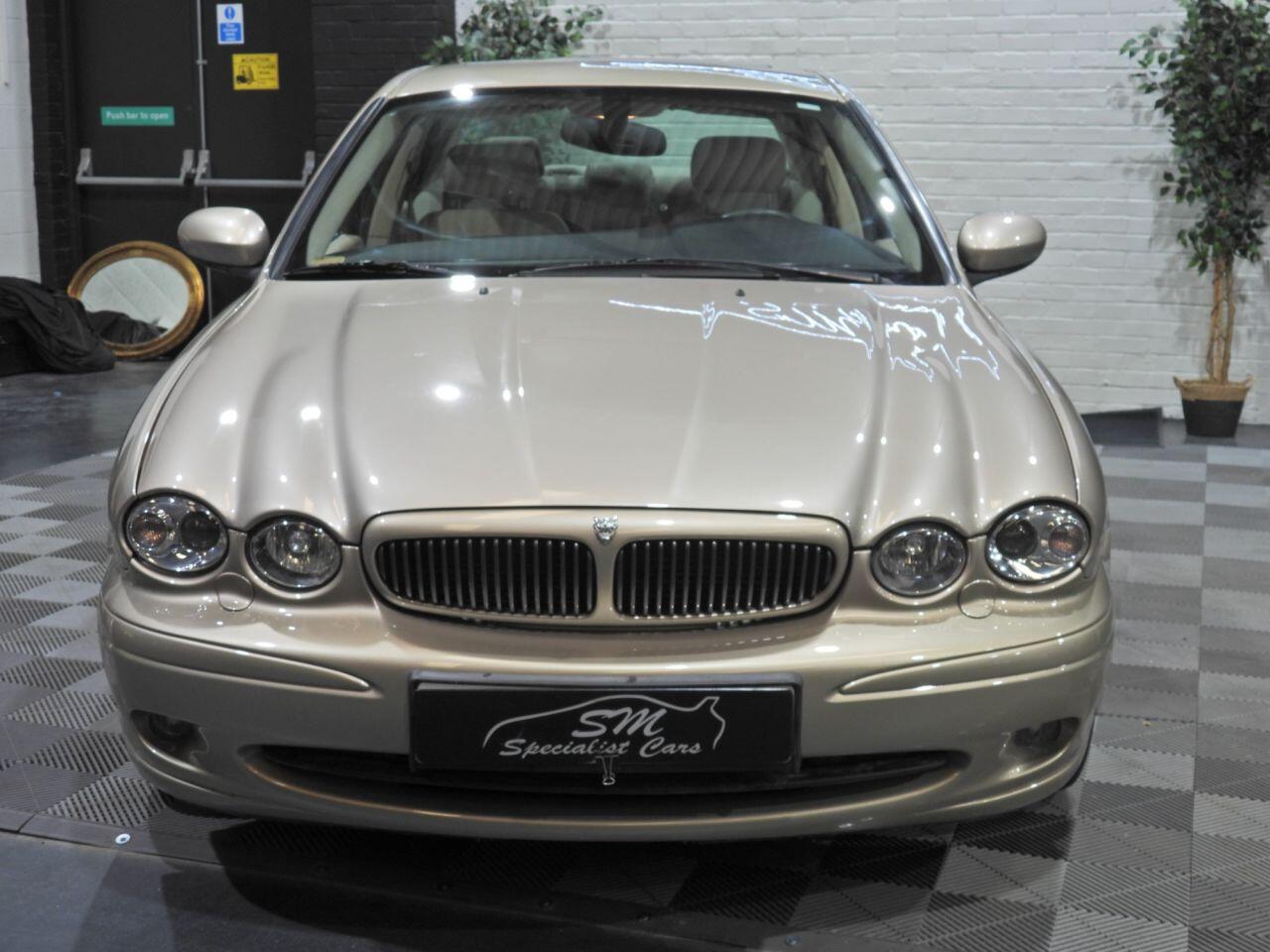 Jaguar X-Type view 2