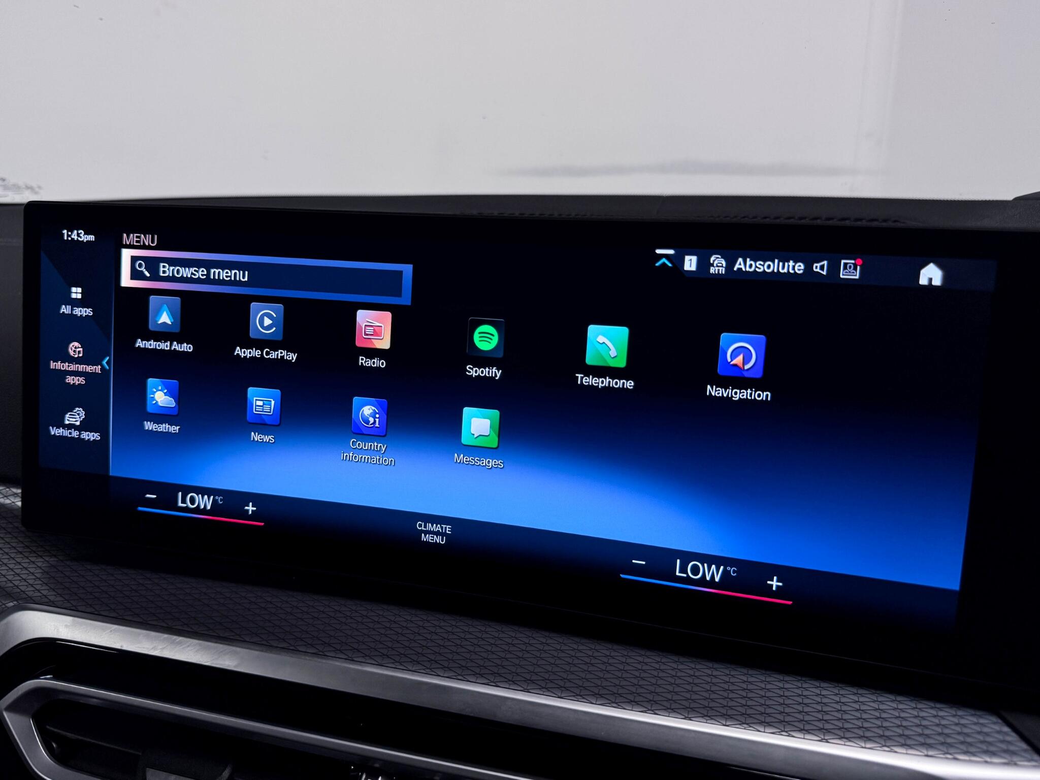 BMW 3 Series view 40