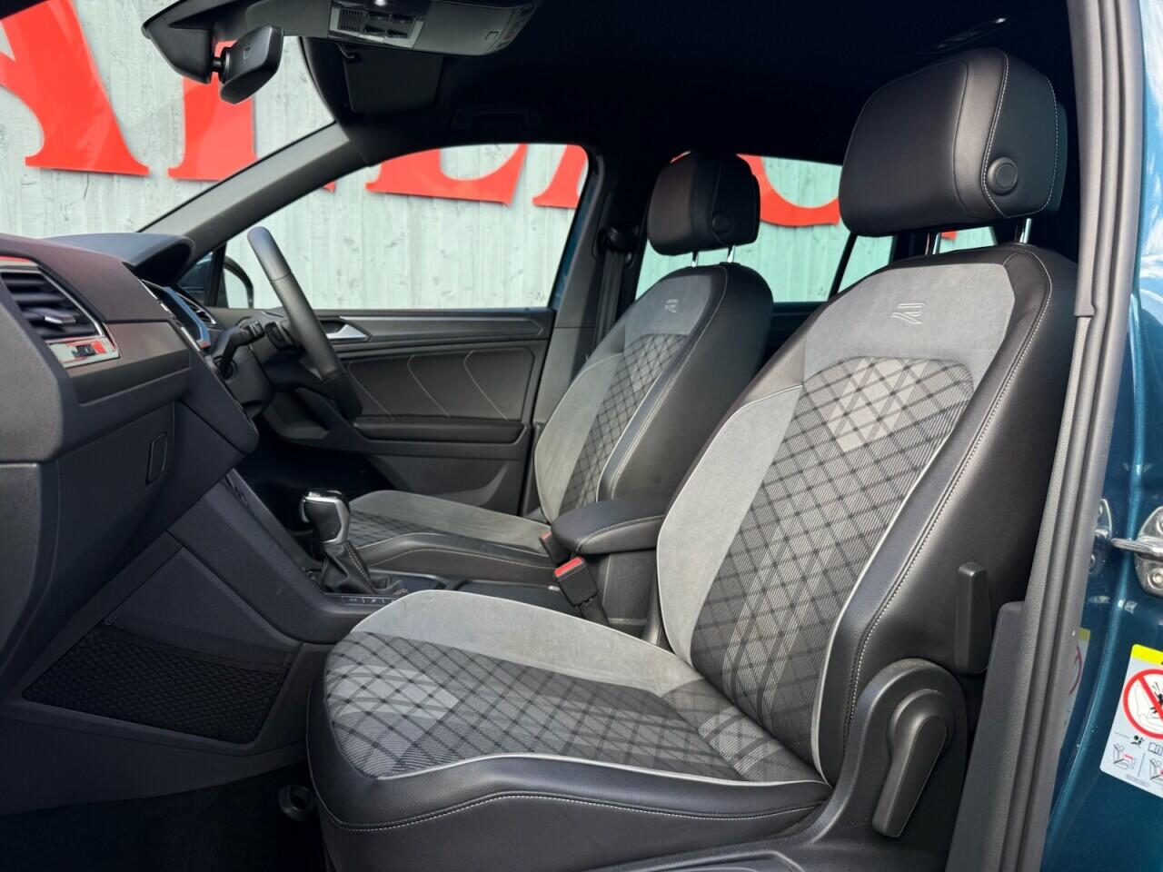 Volkswagen Tiguan view 20