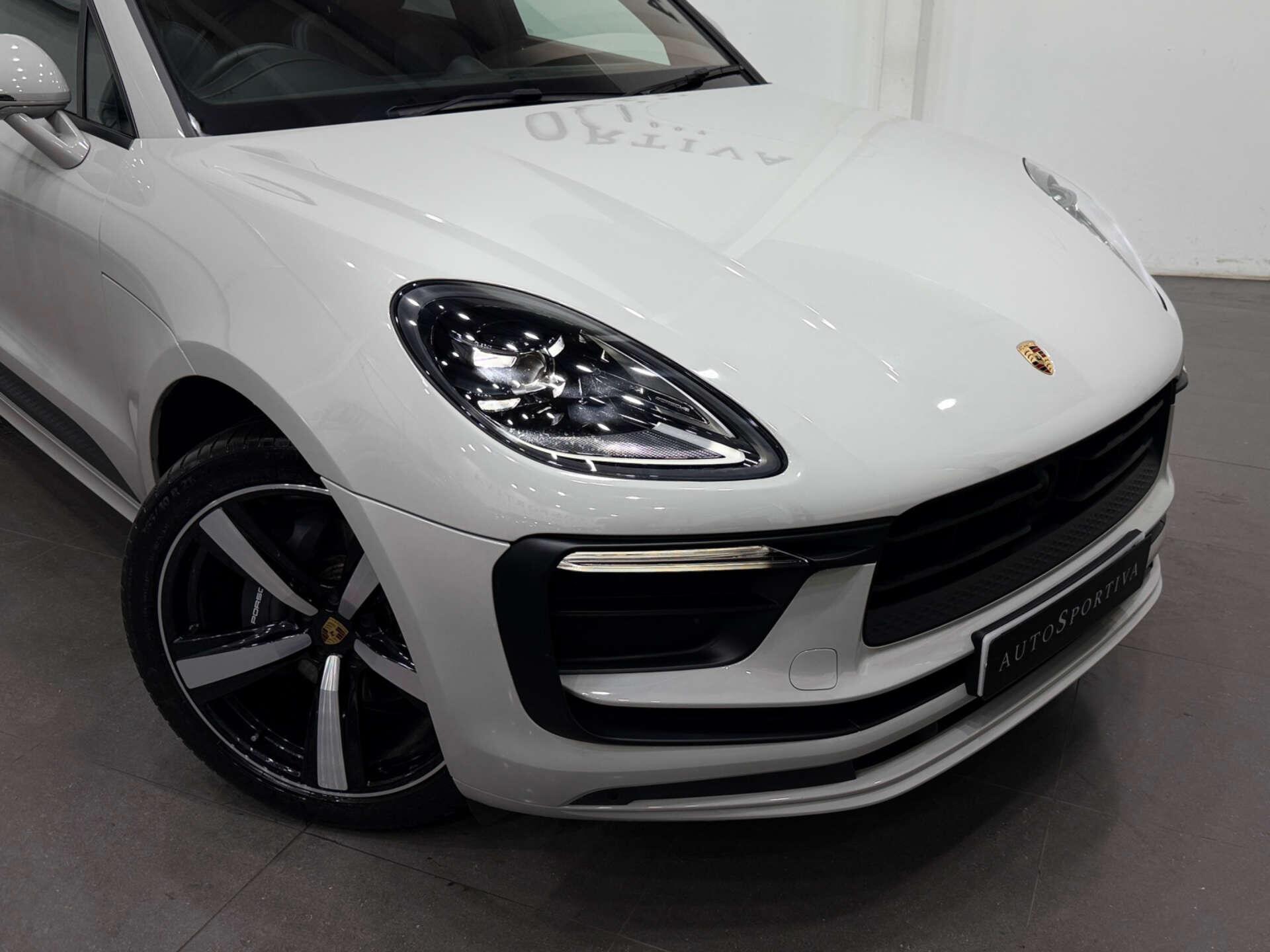Porsche Macan view 33