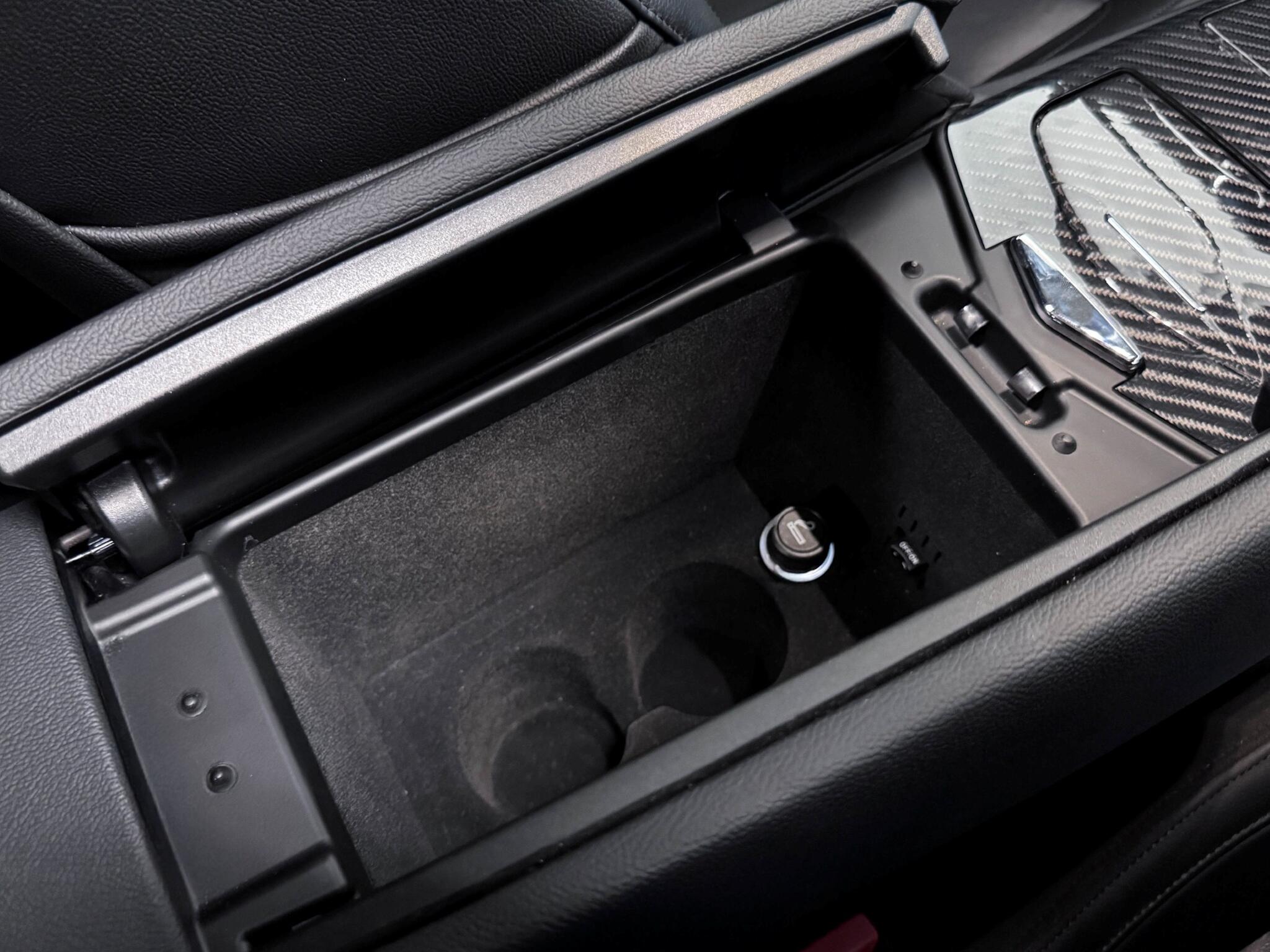Maserati Ghibli view 29