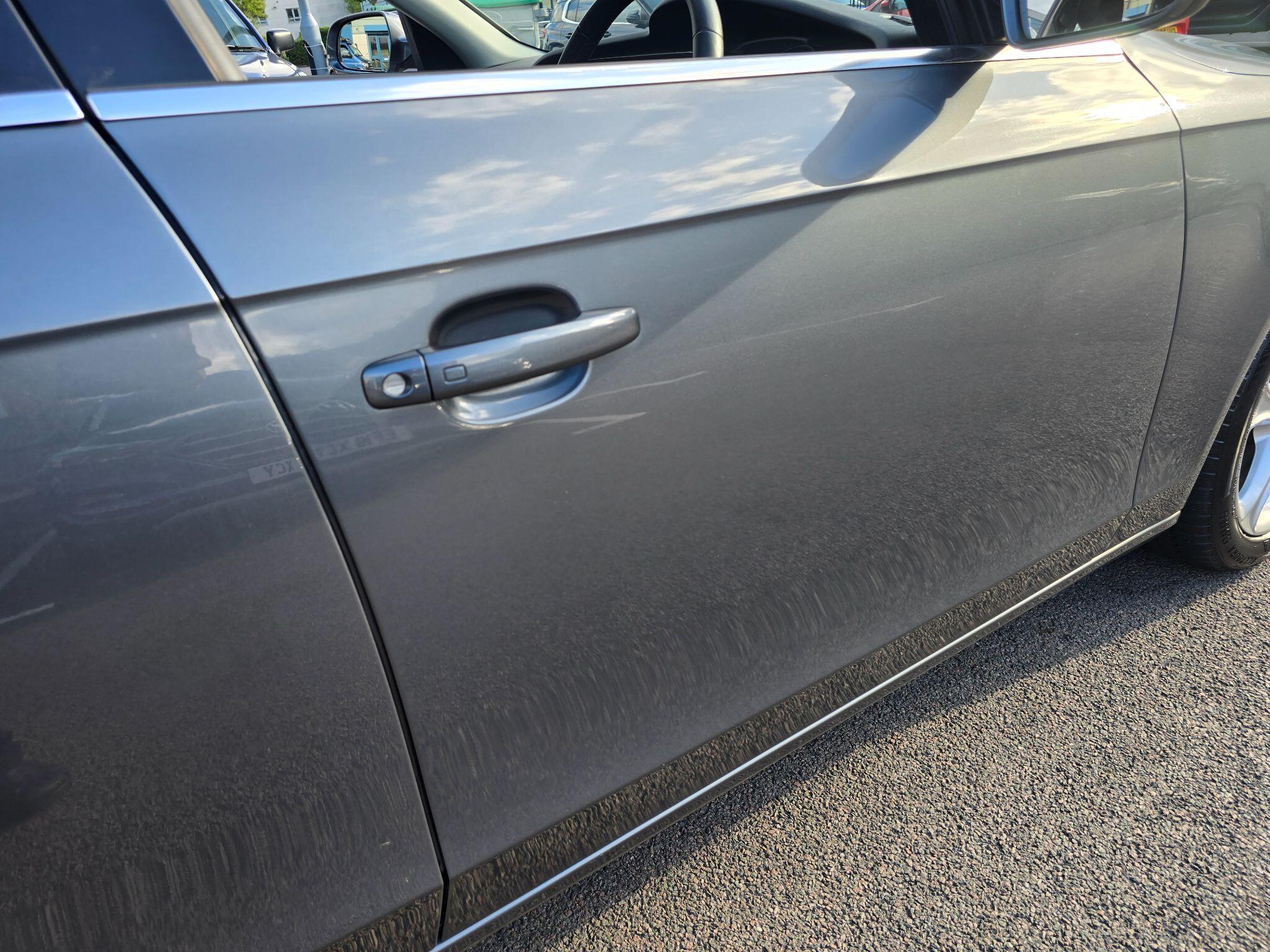 Audi A4 view 97