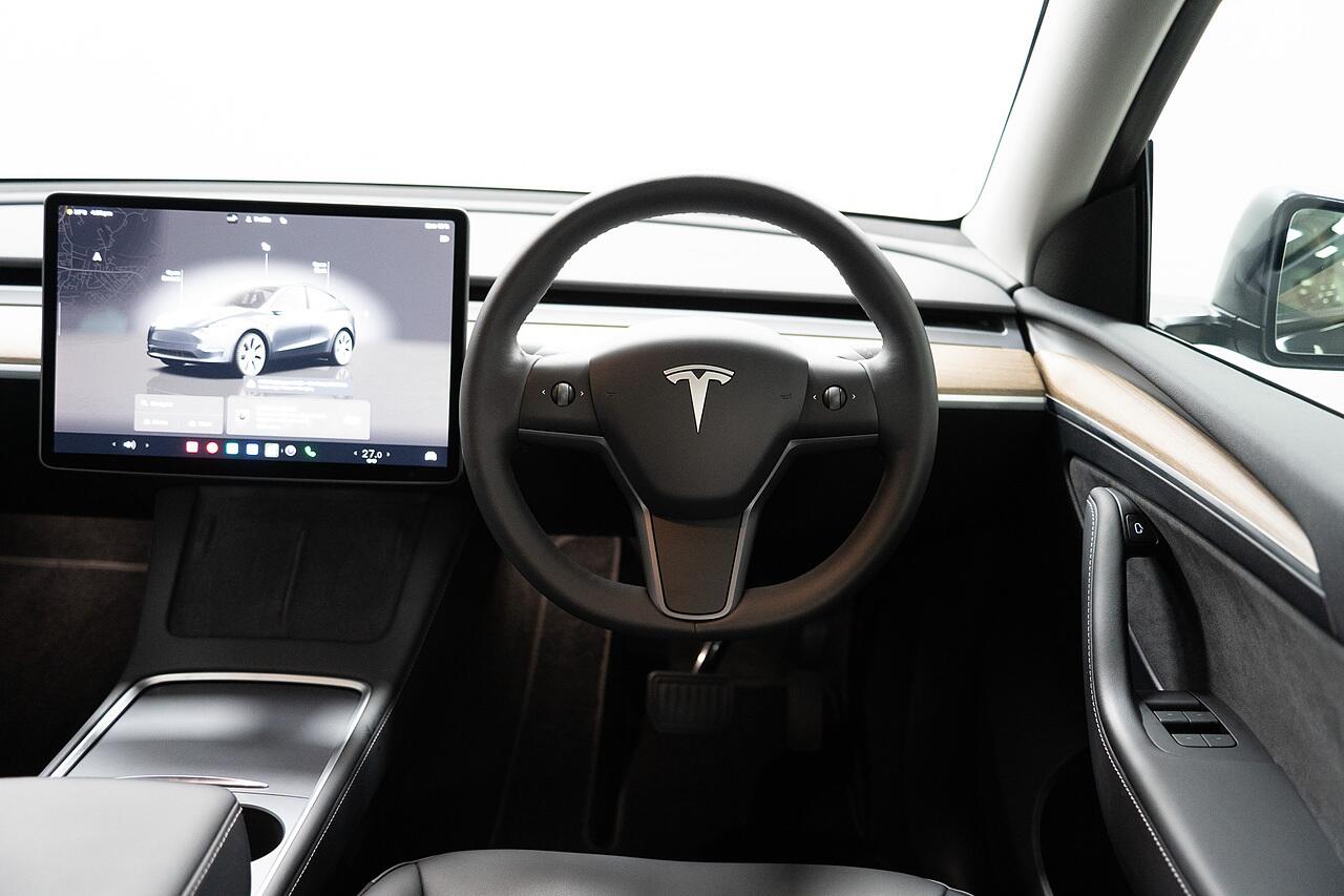 Tesla Model Y view 6