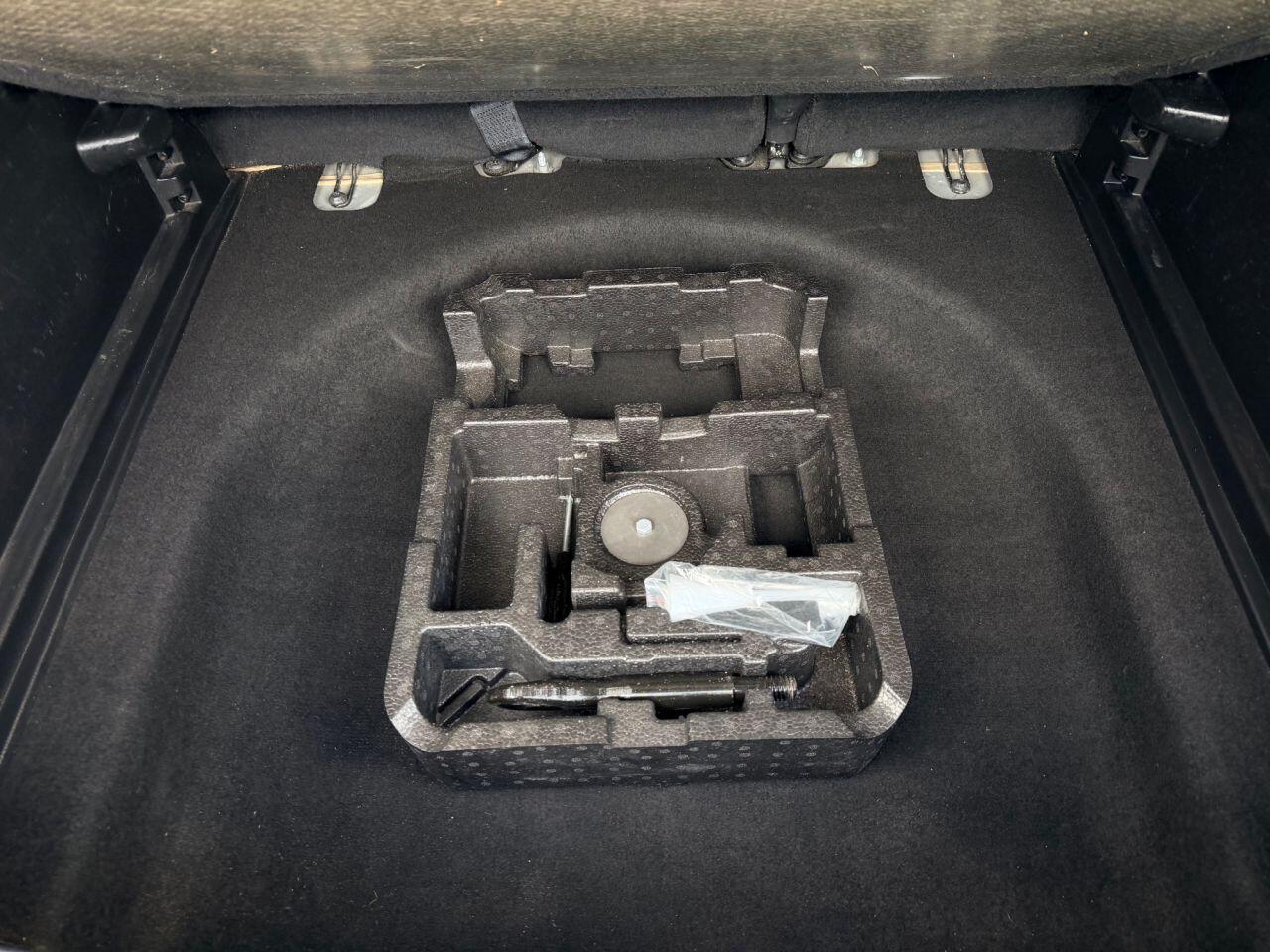 Jeep Compass view 23