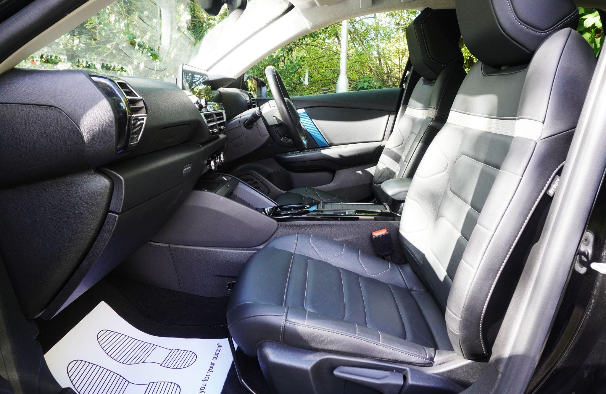 Citroen e-C4 view 46