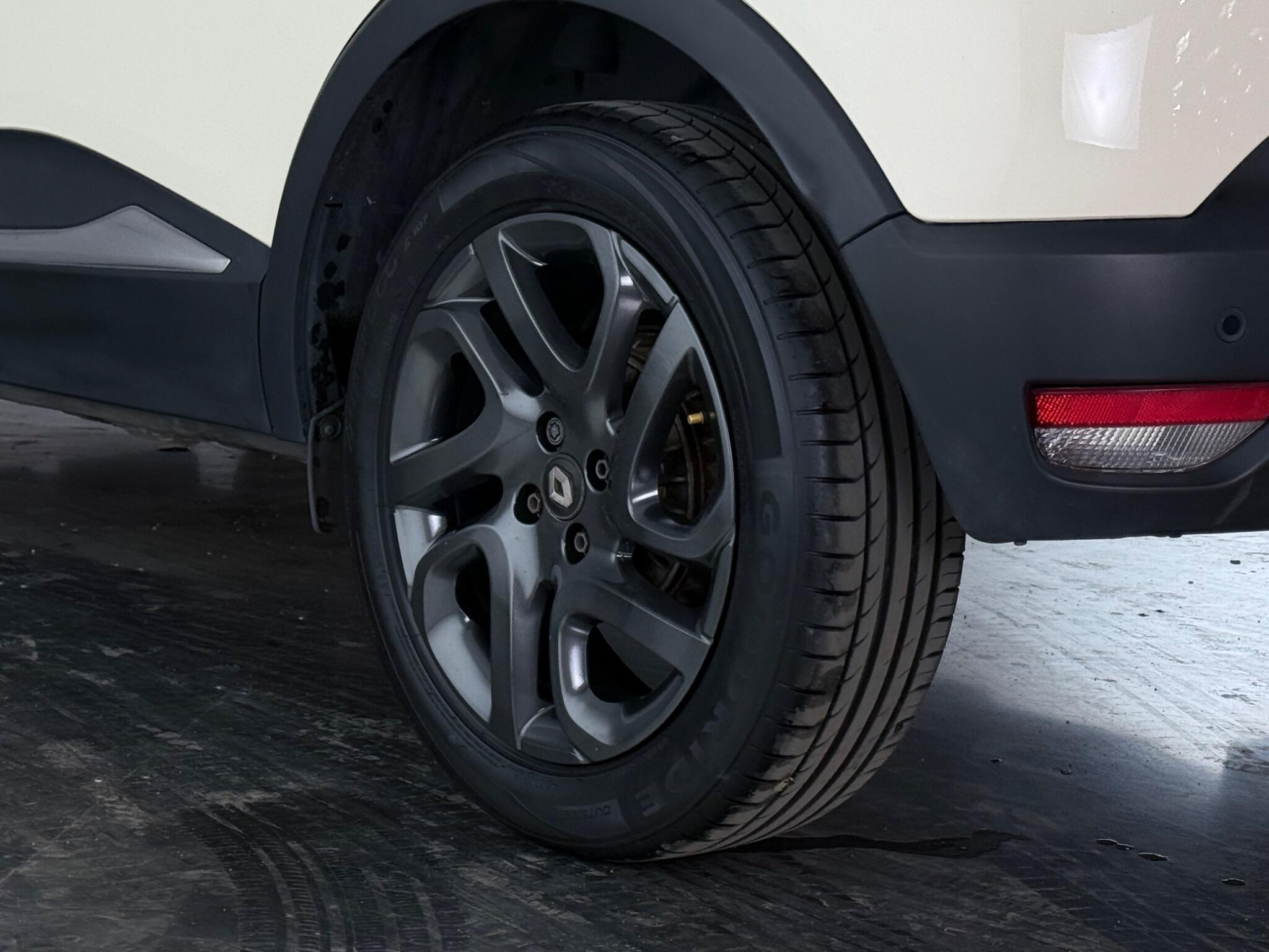 Renault Captur view 9