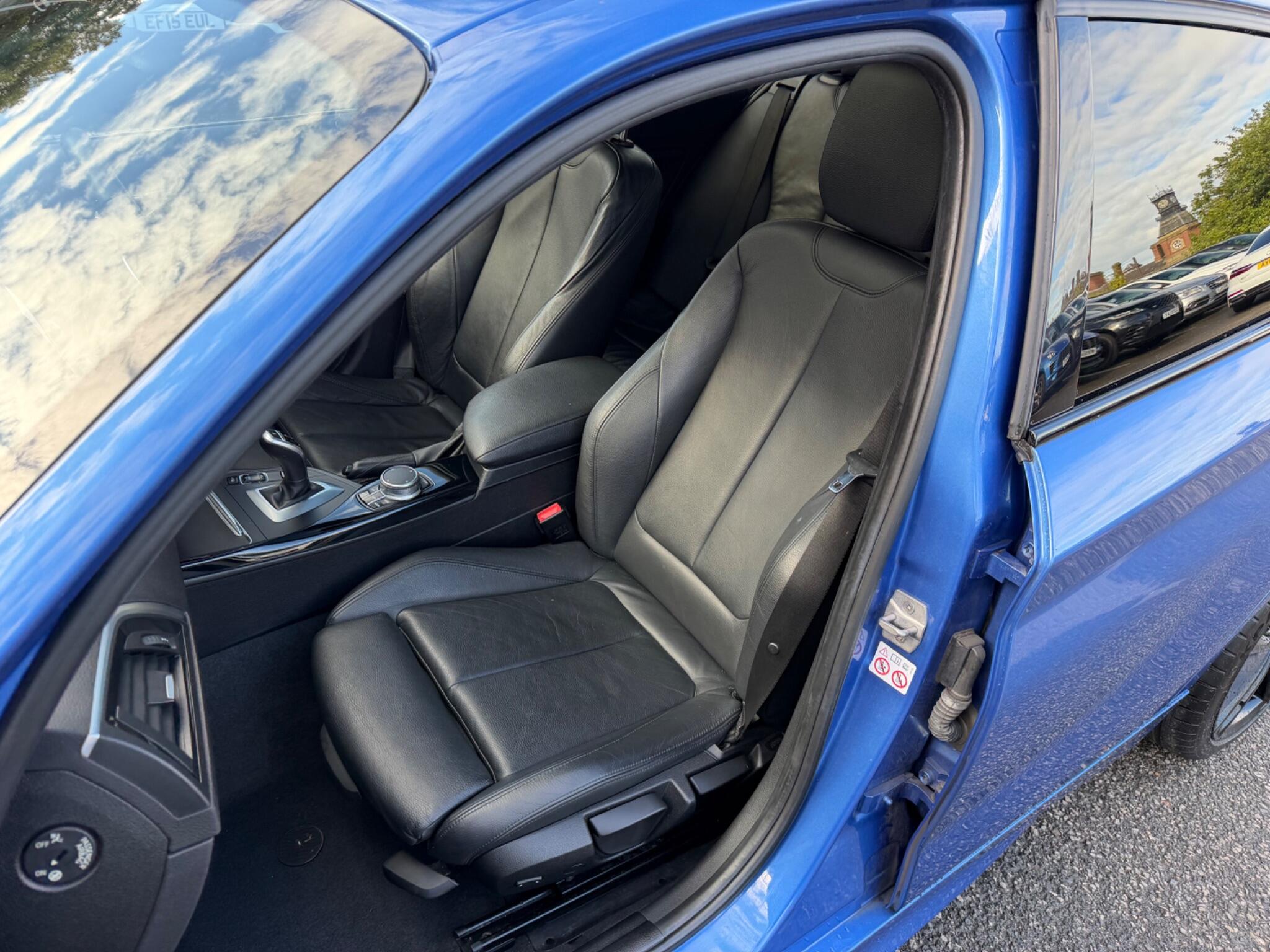 BMW 1 Series view 19
