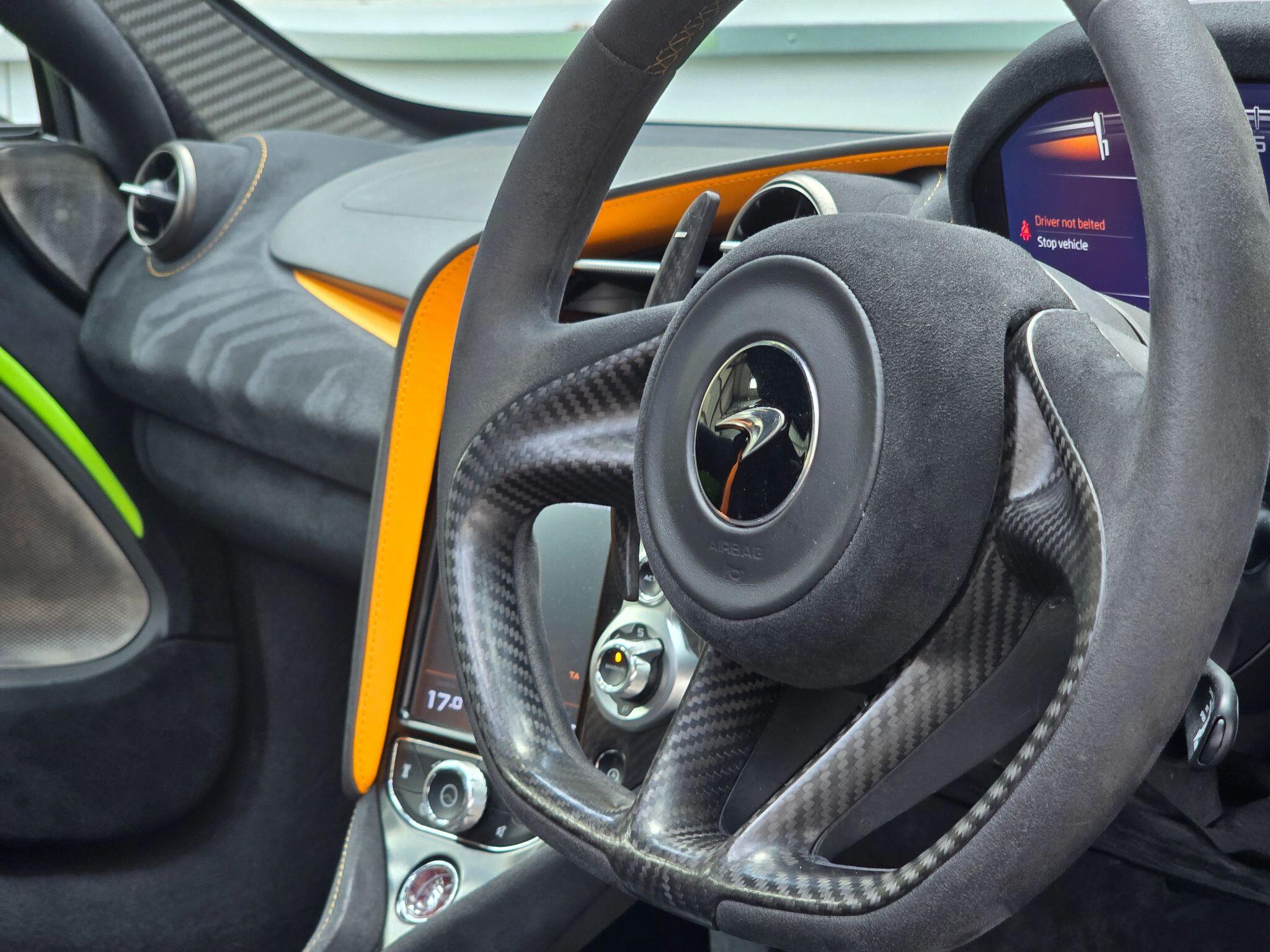 Mclaren 720s view 30