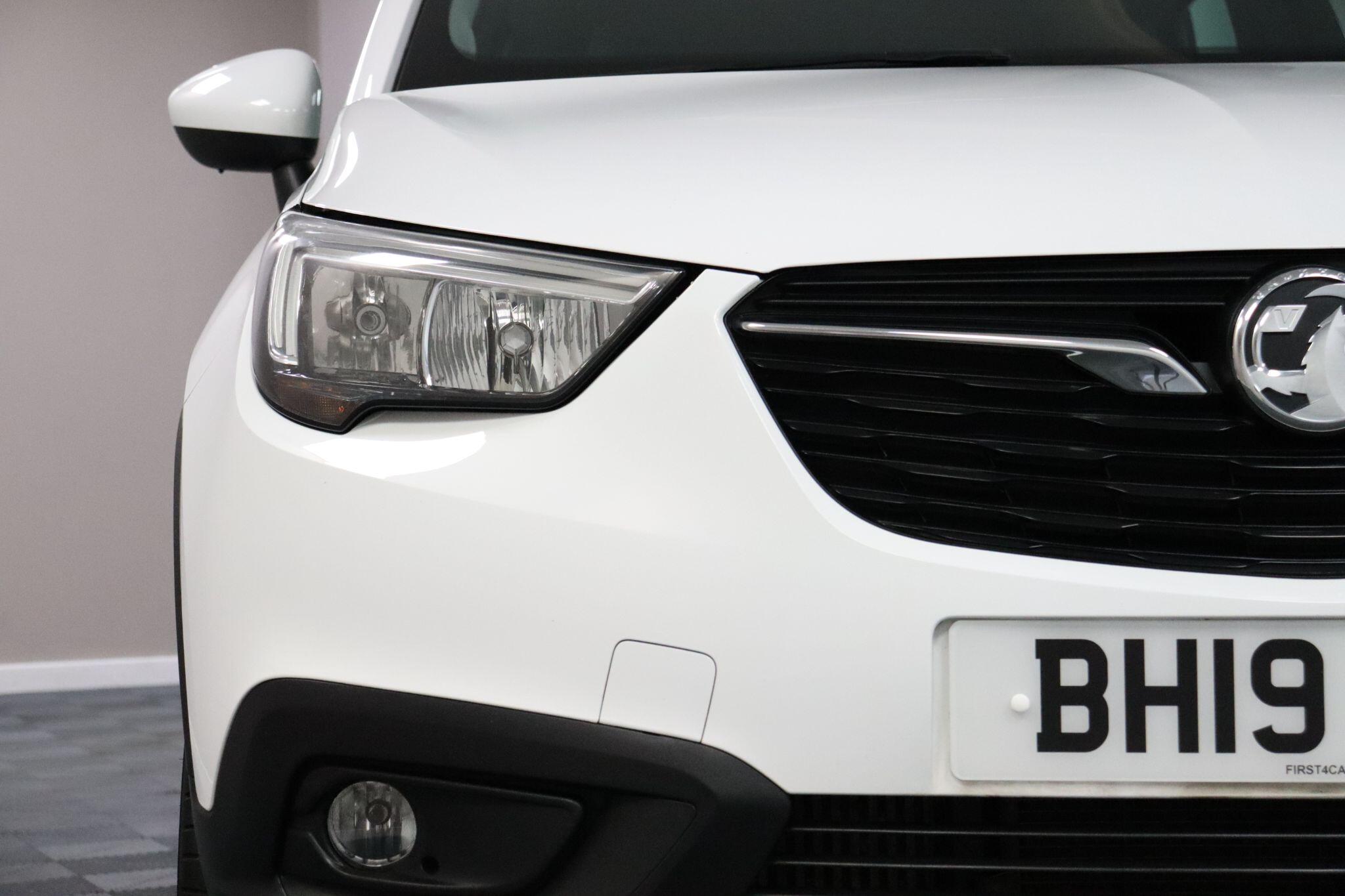 Vauxhall Crossland X view 25