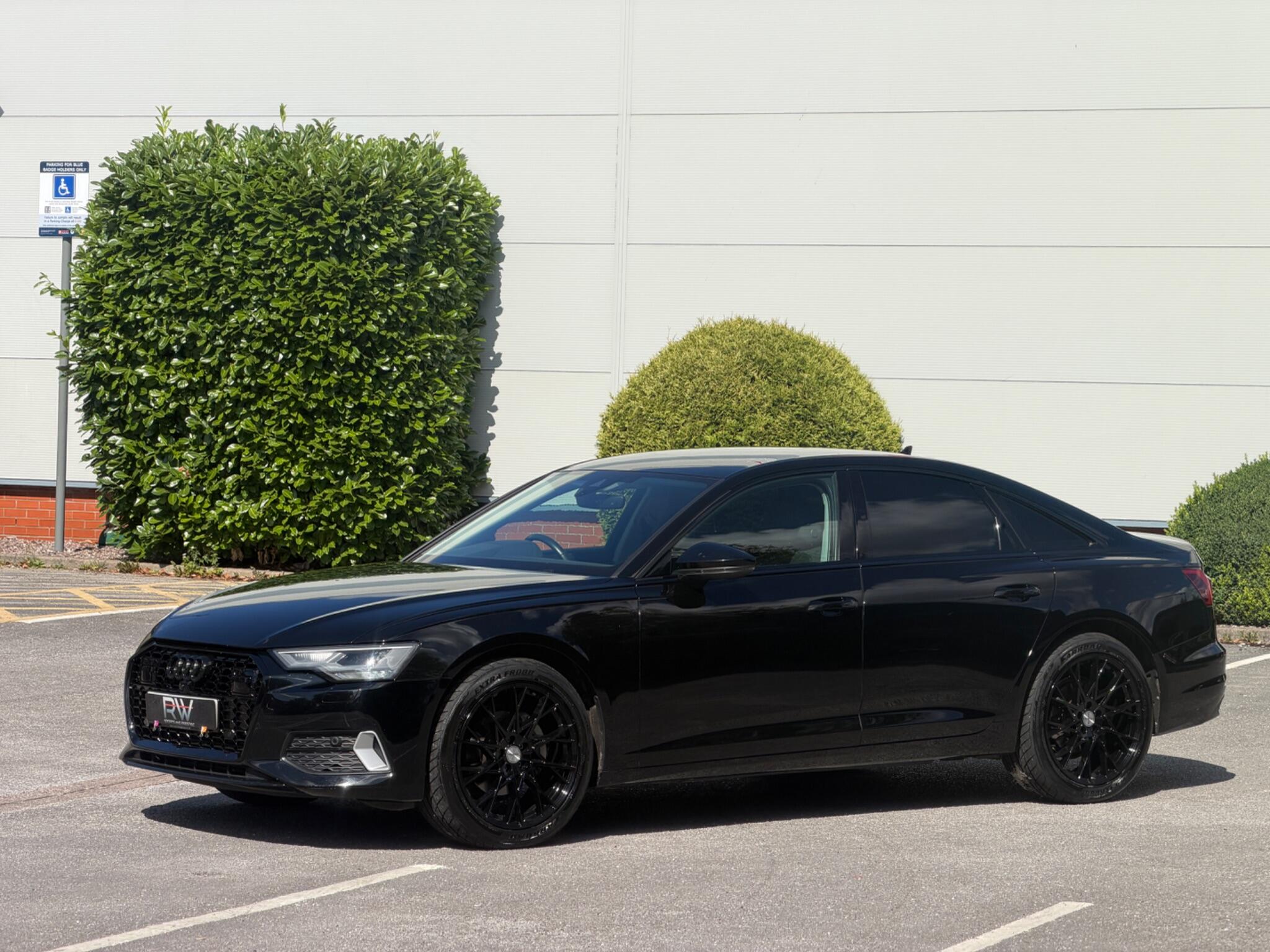 Audi A6 Saloon view 19