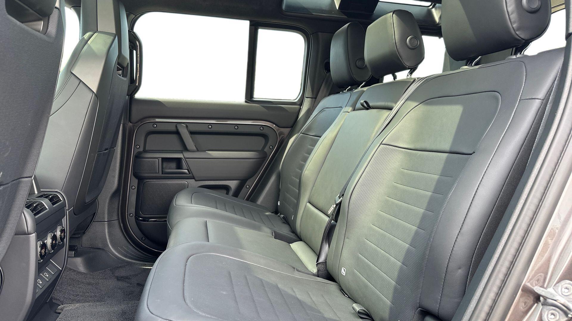 Land Rover Defender view 7