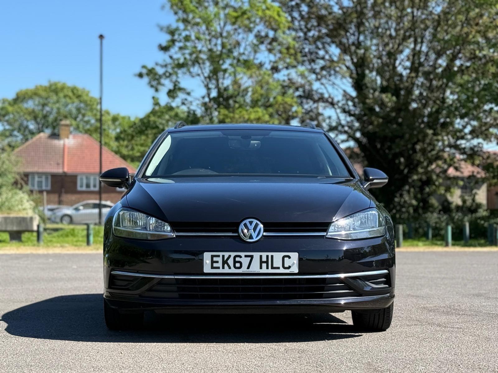 Volkswagen Golf view 13
