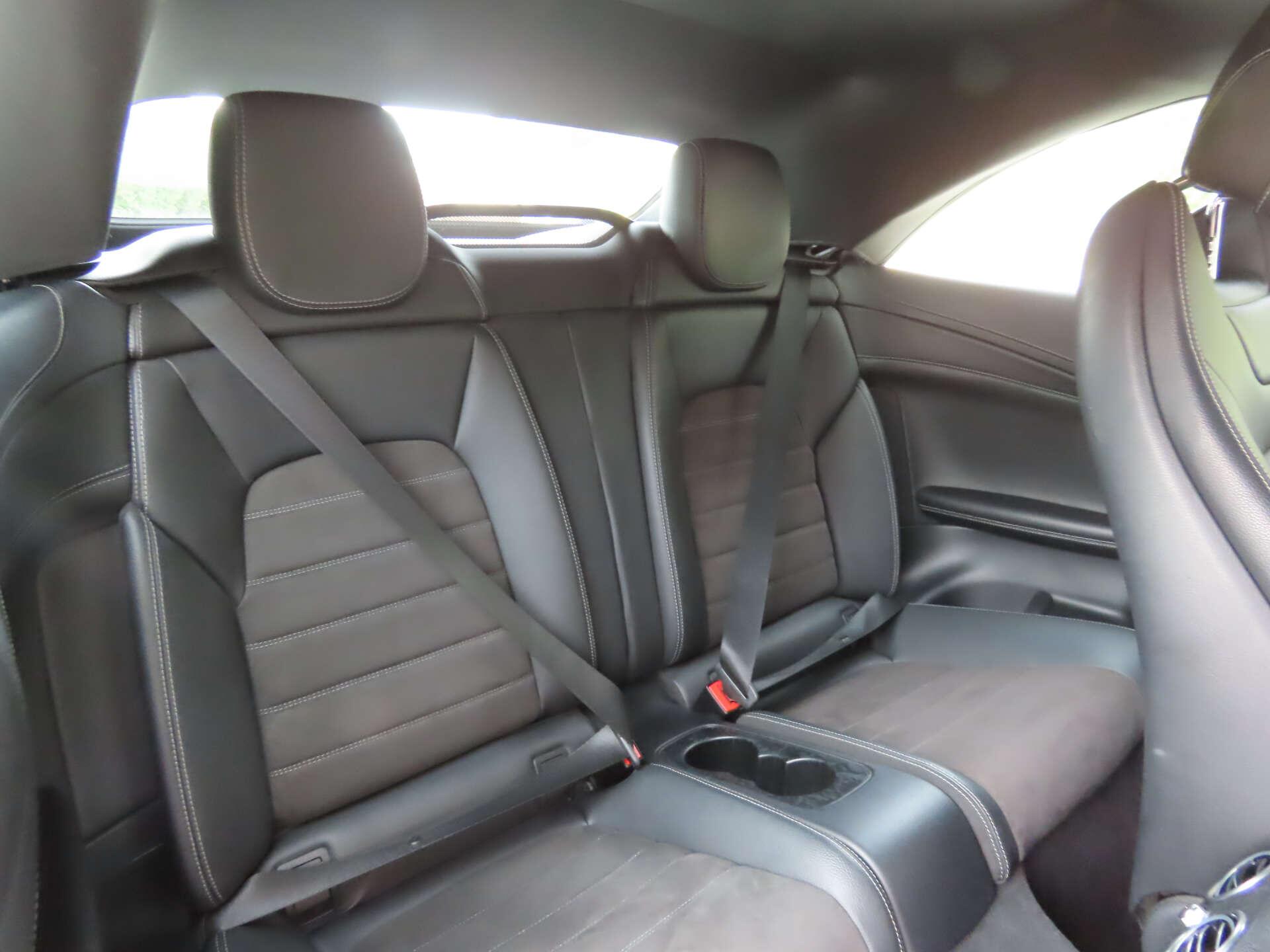 Mercedes-Benz C-Class view 11