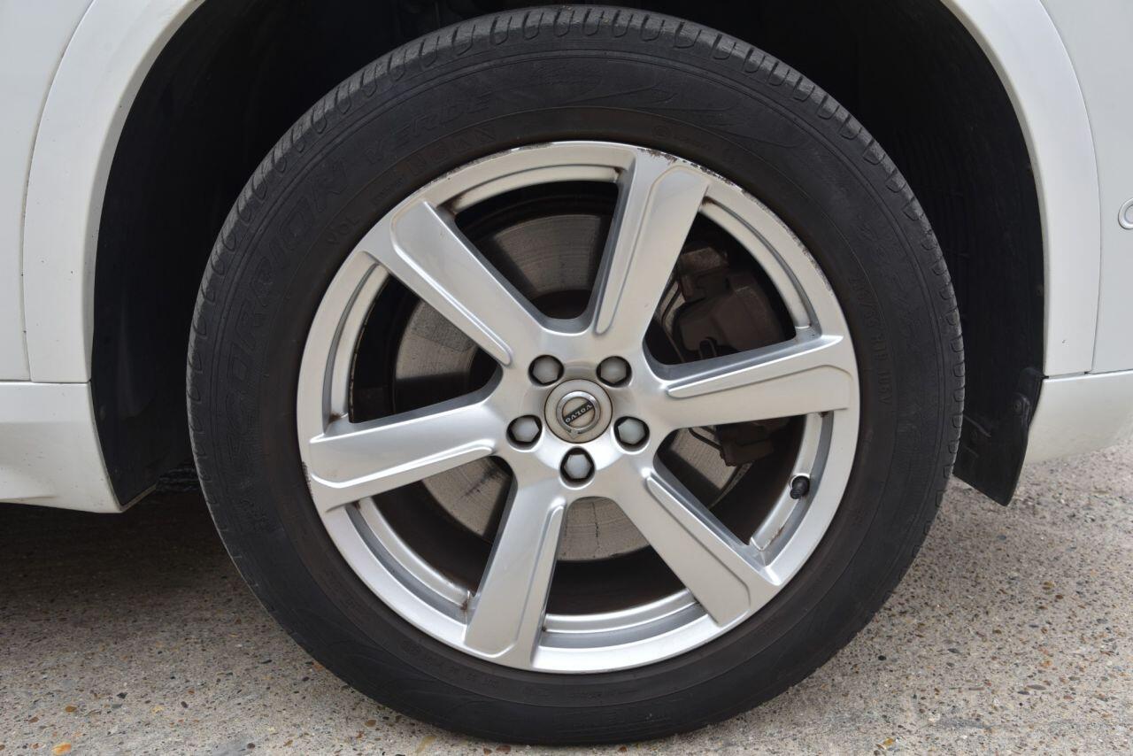 Volvo XC90 view 59