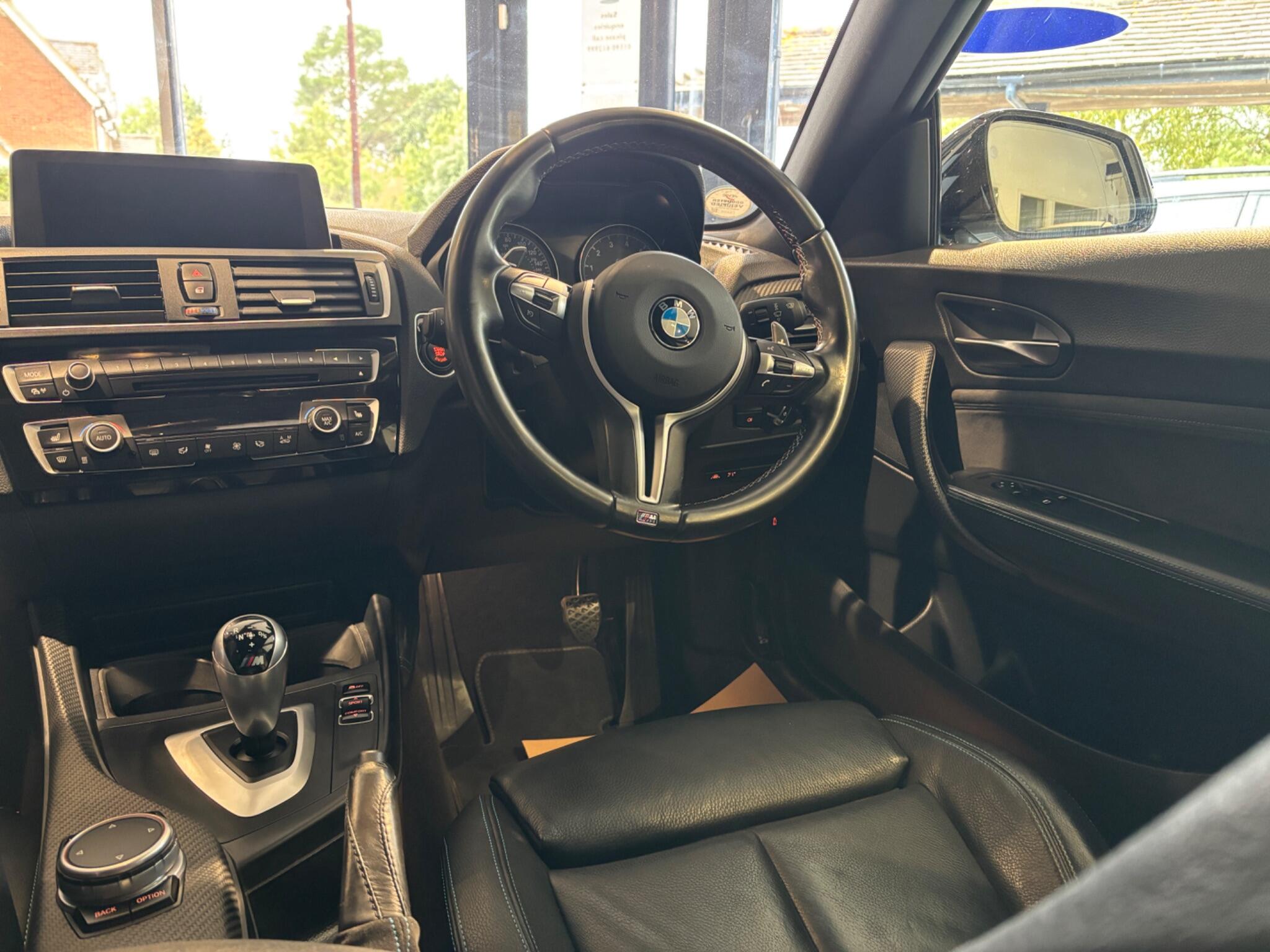 BMW M2 view 25