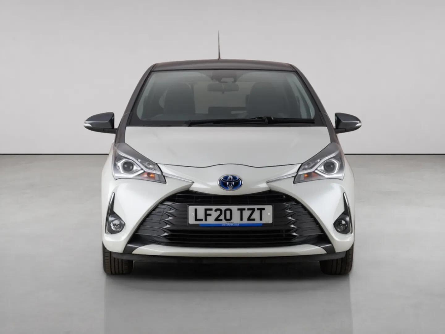 Toyota Yaris view 5