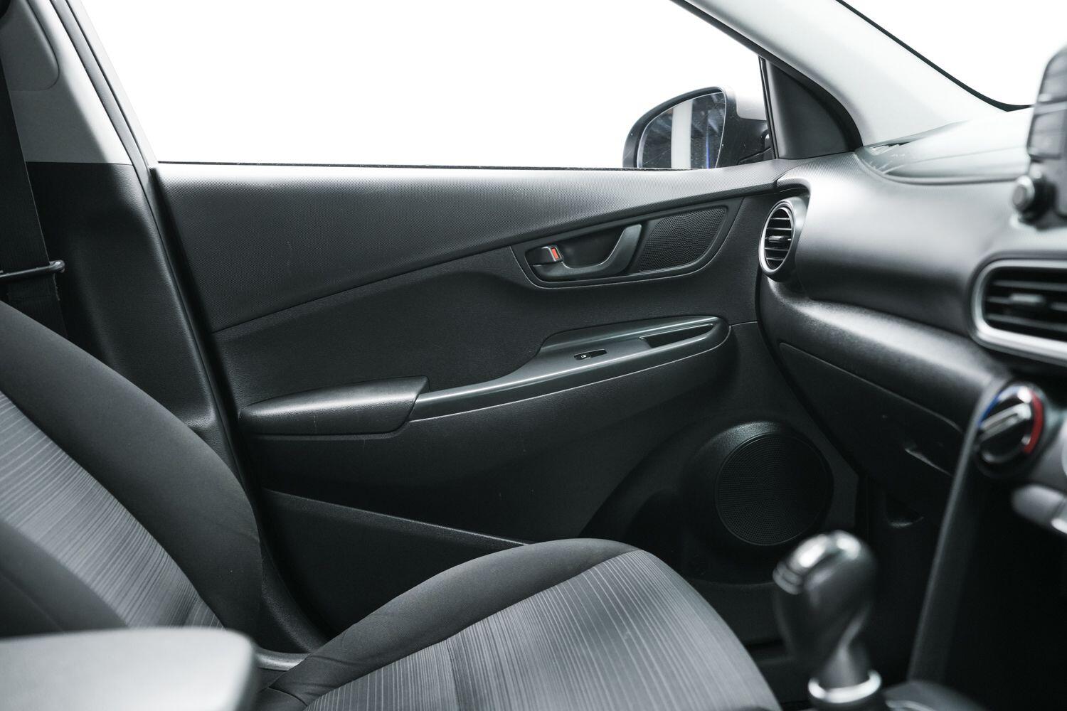 Hyundai Kona view 21