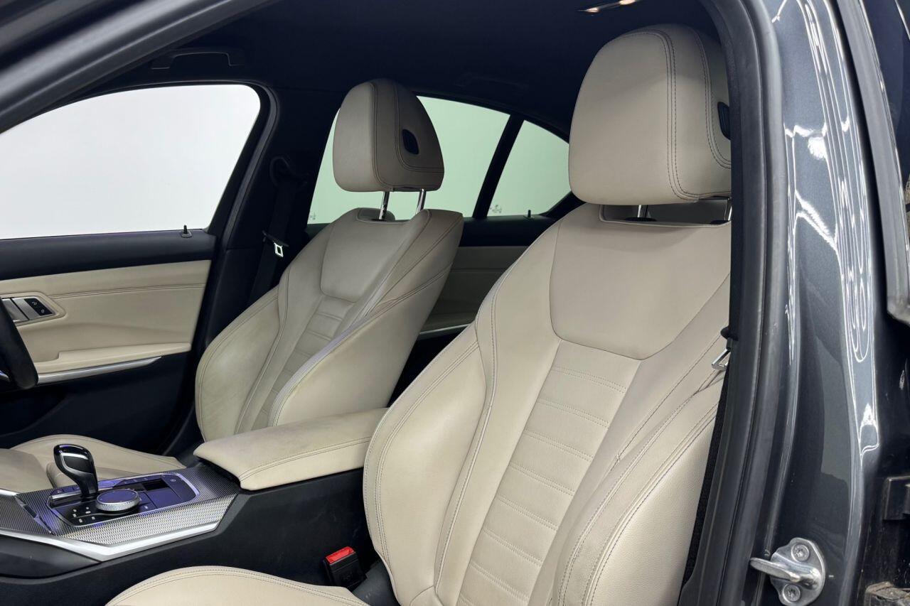 BMW 3 Series view 48