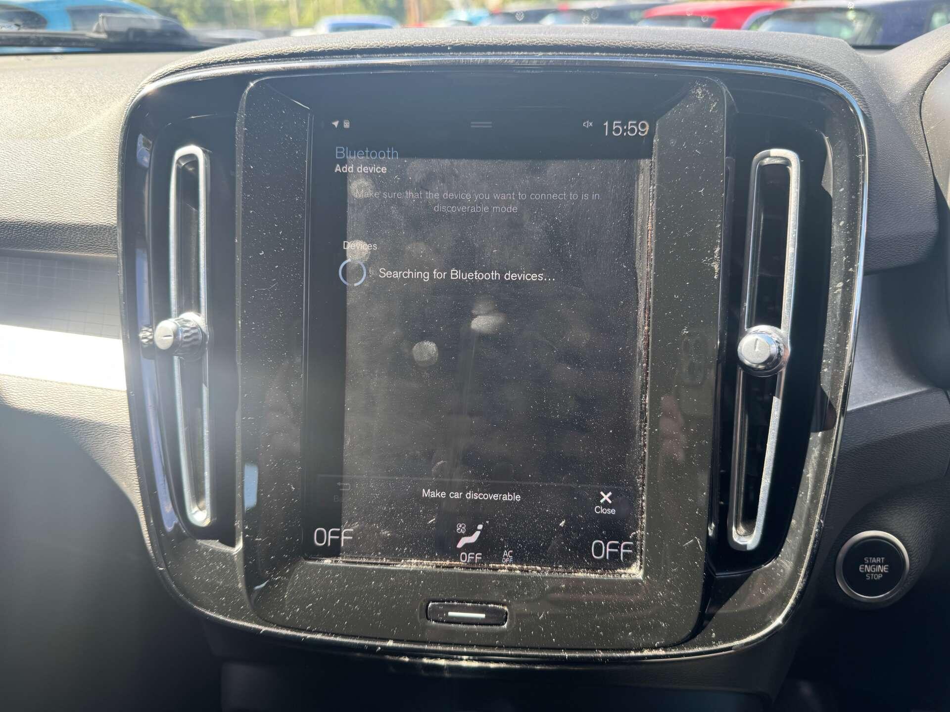 Volvo XC40 view 18