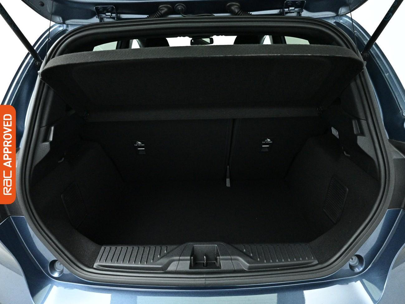 Ford Fiesta view 13