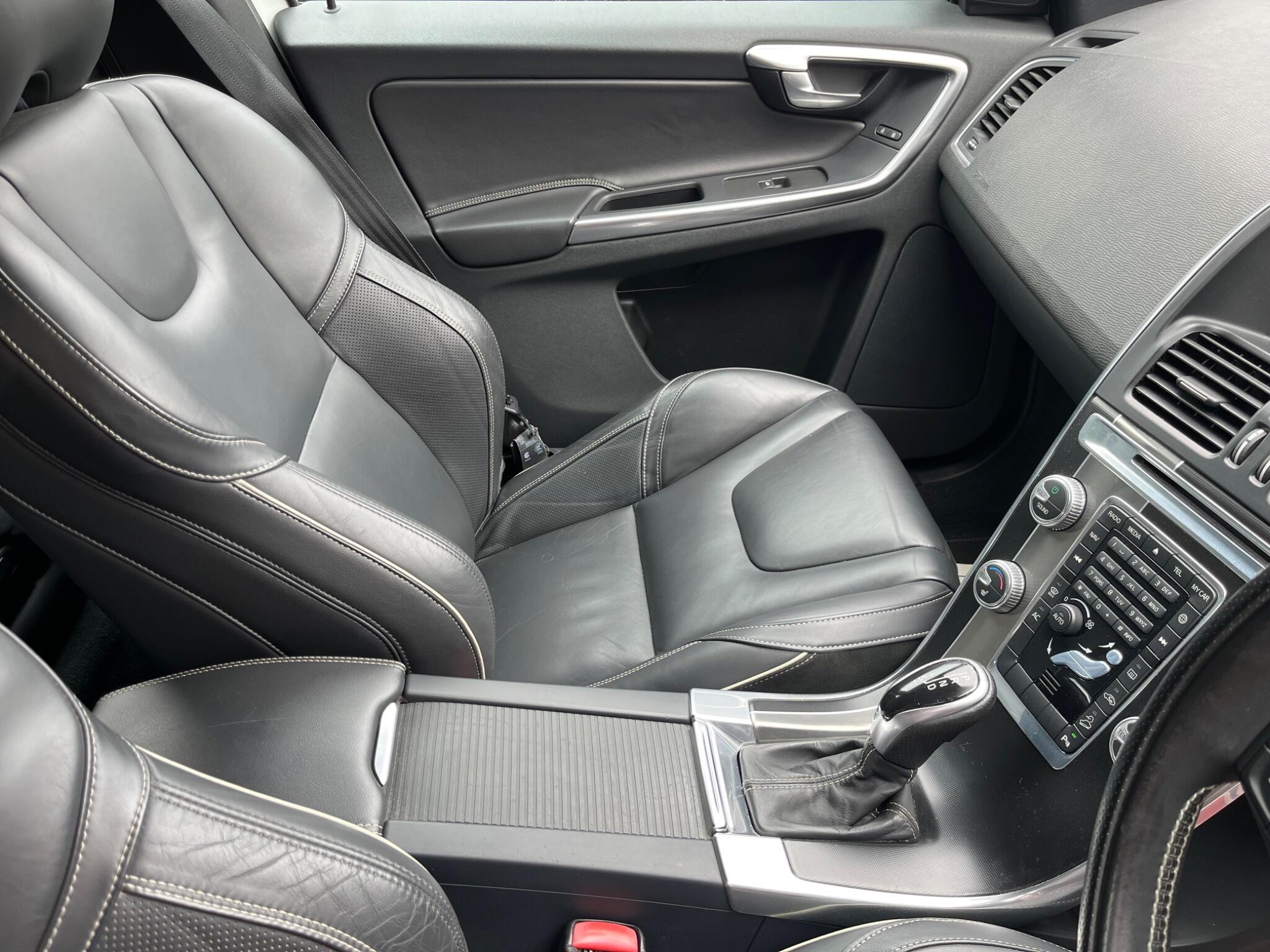 Volvo XC60 view 32