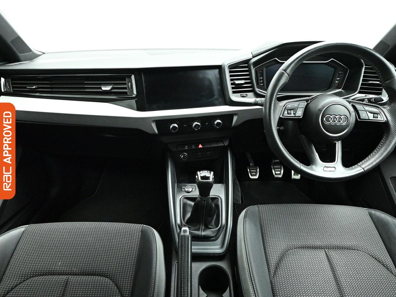 Audi A1 view 2