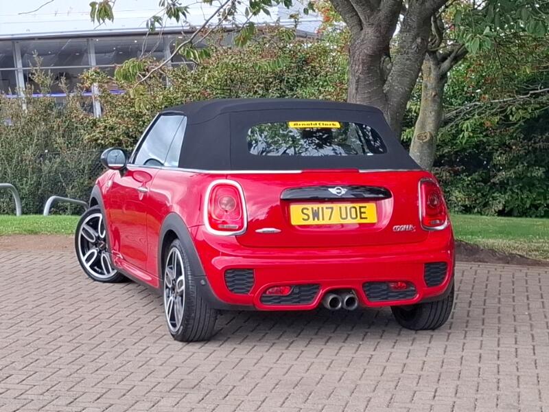 MINI Convertible view 2