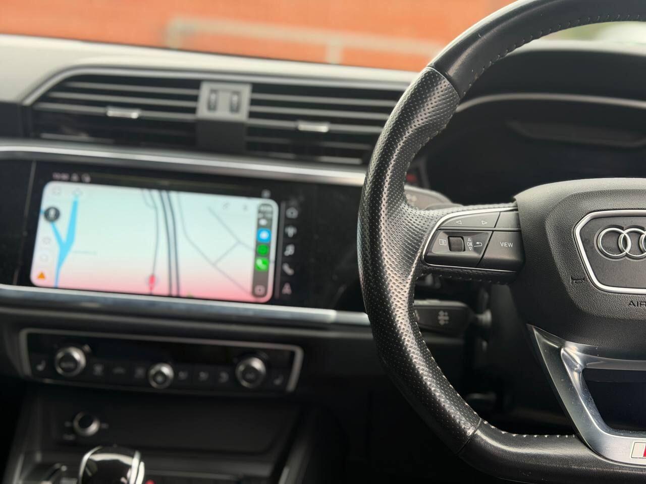 Audi Q3 view 31
