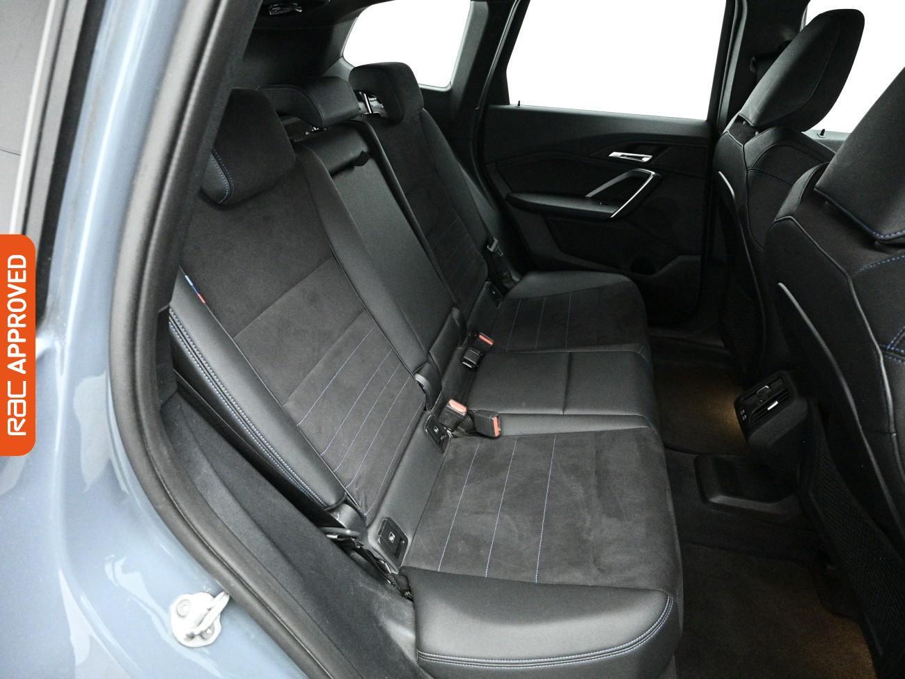 BMW Ix1 view 14