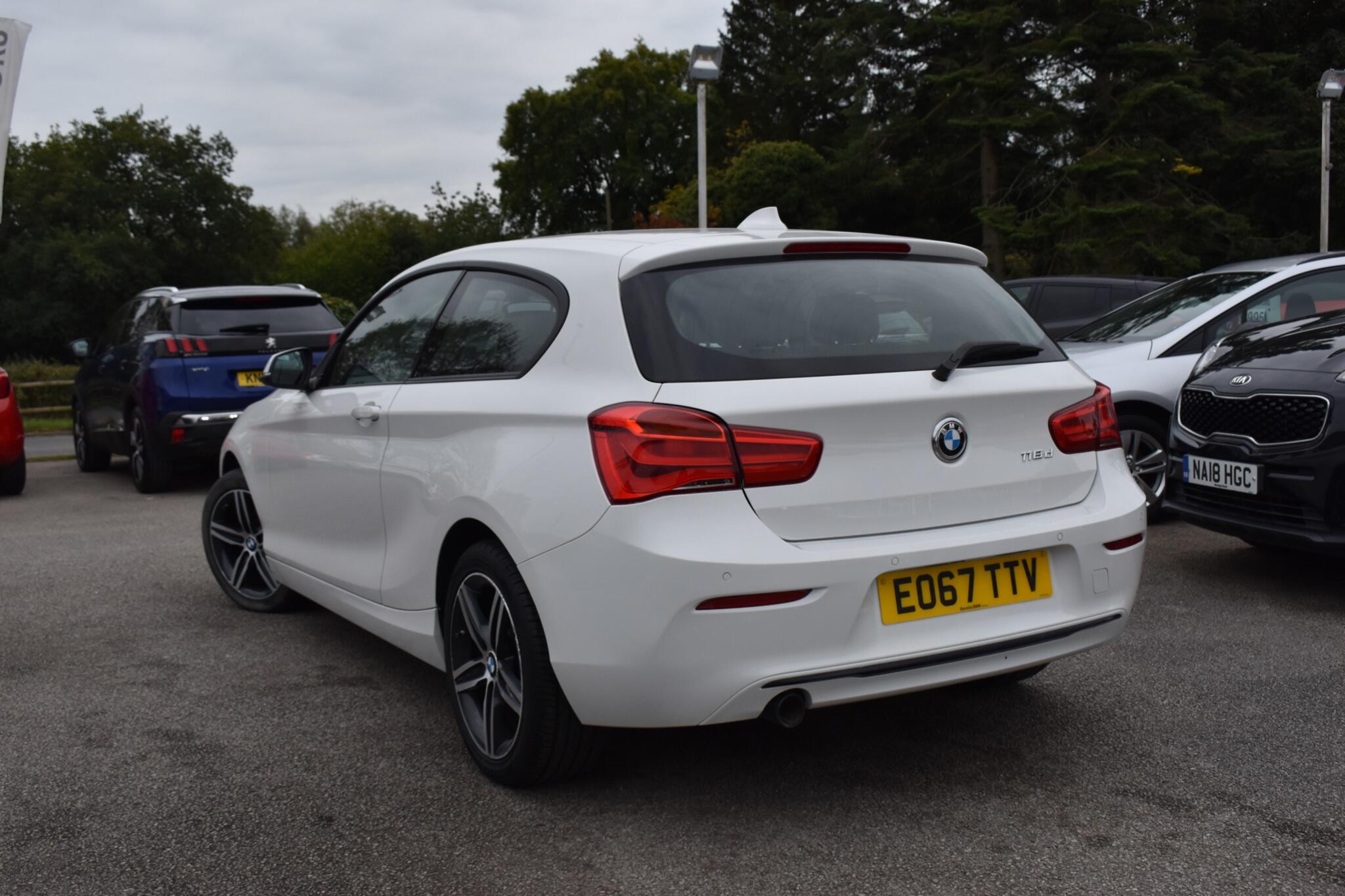 1 Series - 2.0 118d Sport Auto Euro 6 (s/s) 3dr - Image 3