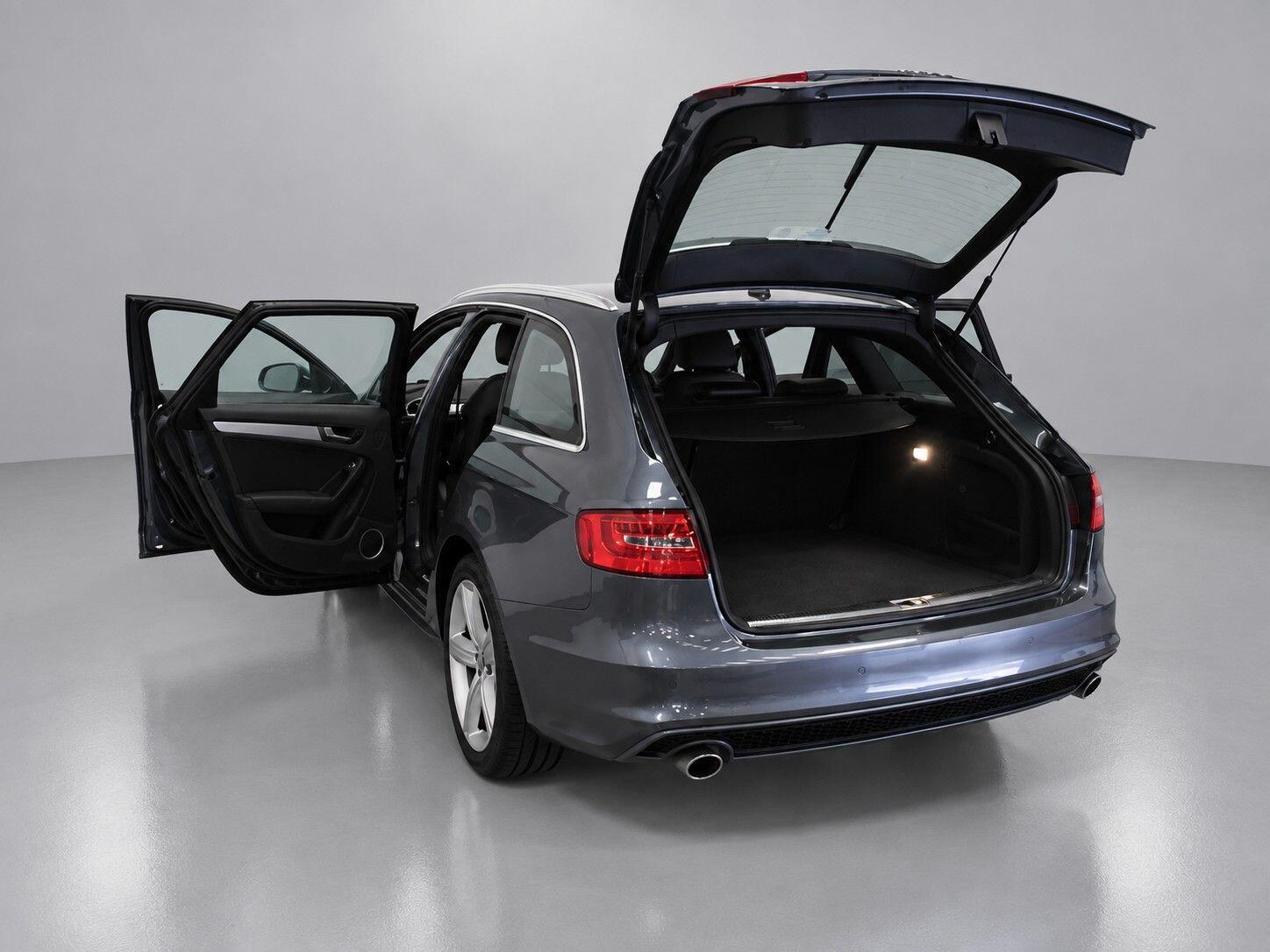 Audi A4 view 21