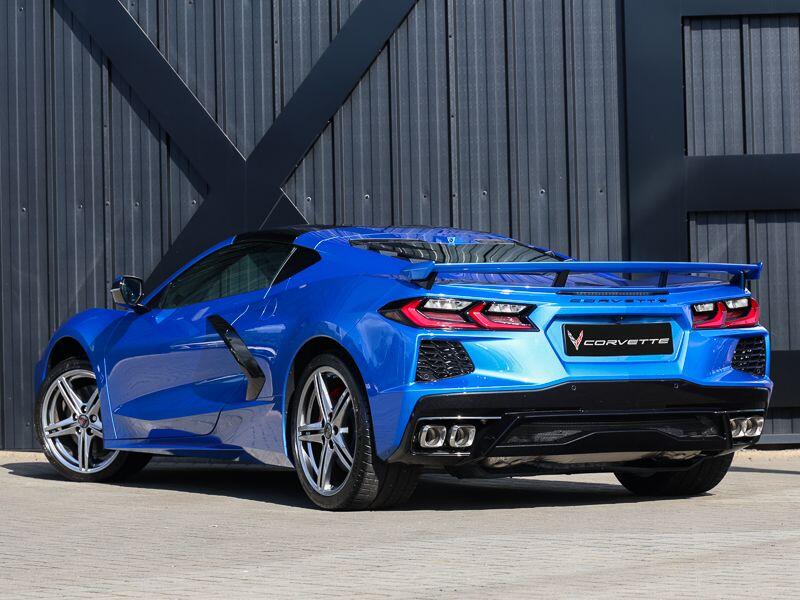 Chevrolet Corvette view 9