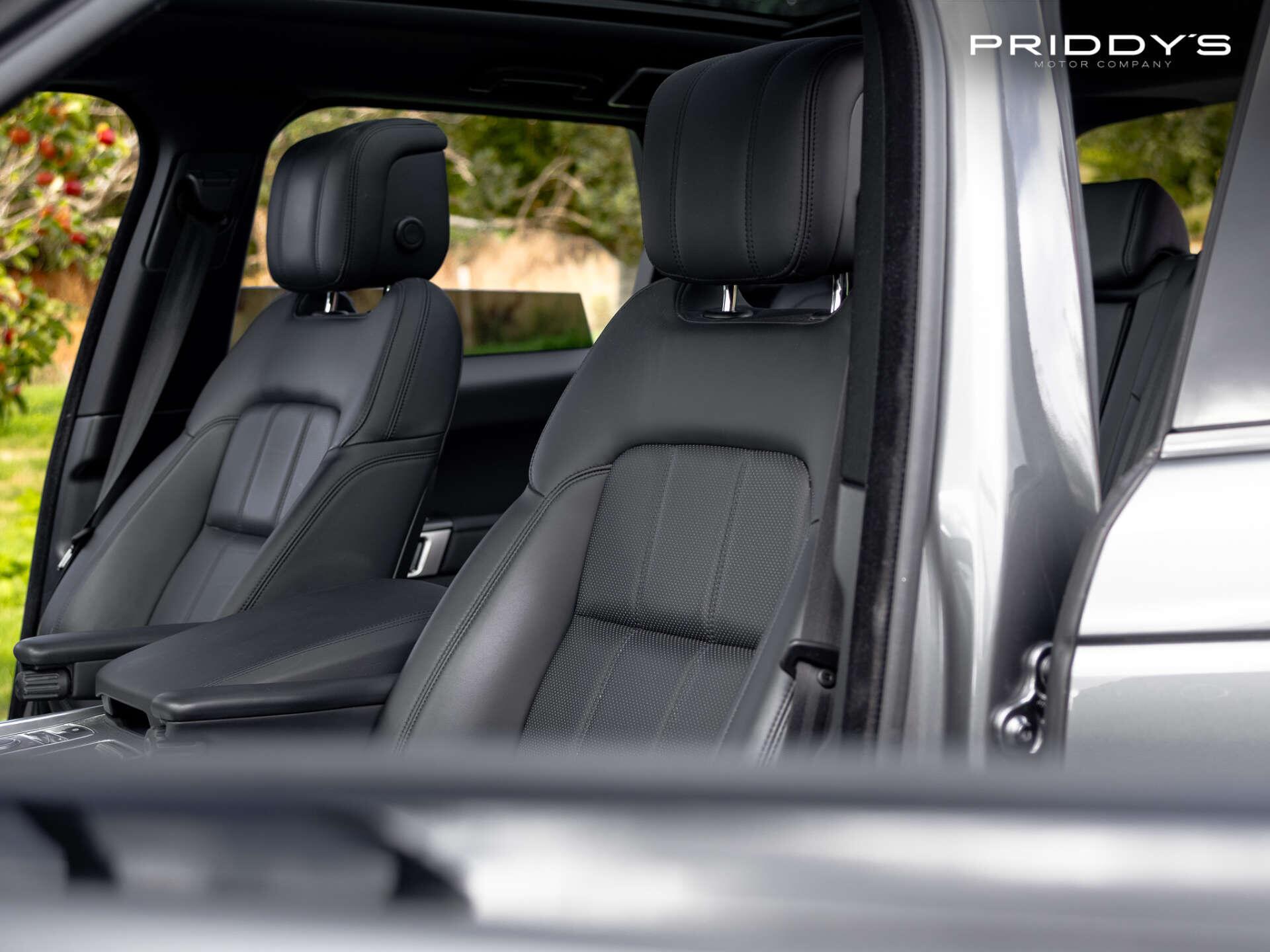 Land Rover Range Rover Sport view 35