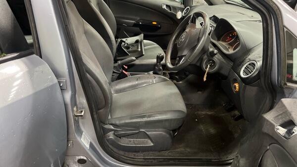 Vauxhall Corsa view 9