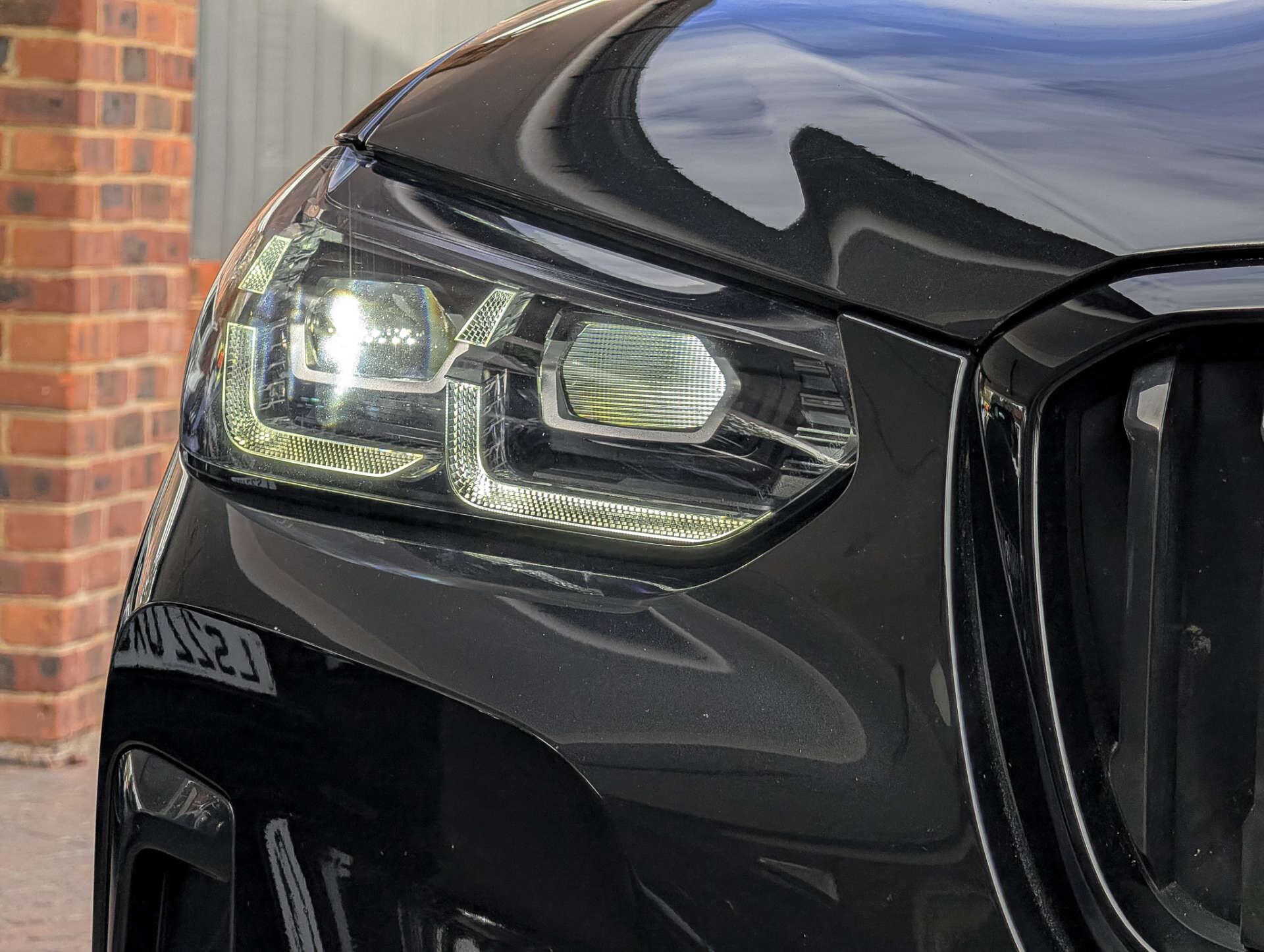 BMW X3 view 9