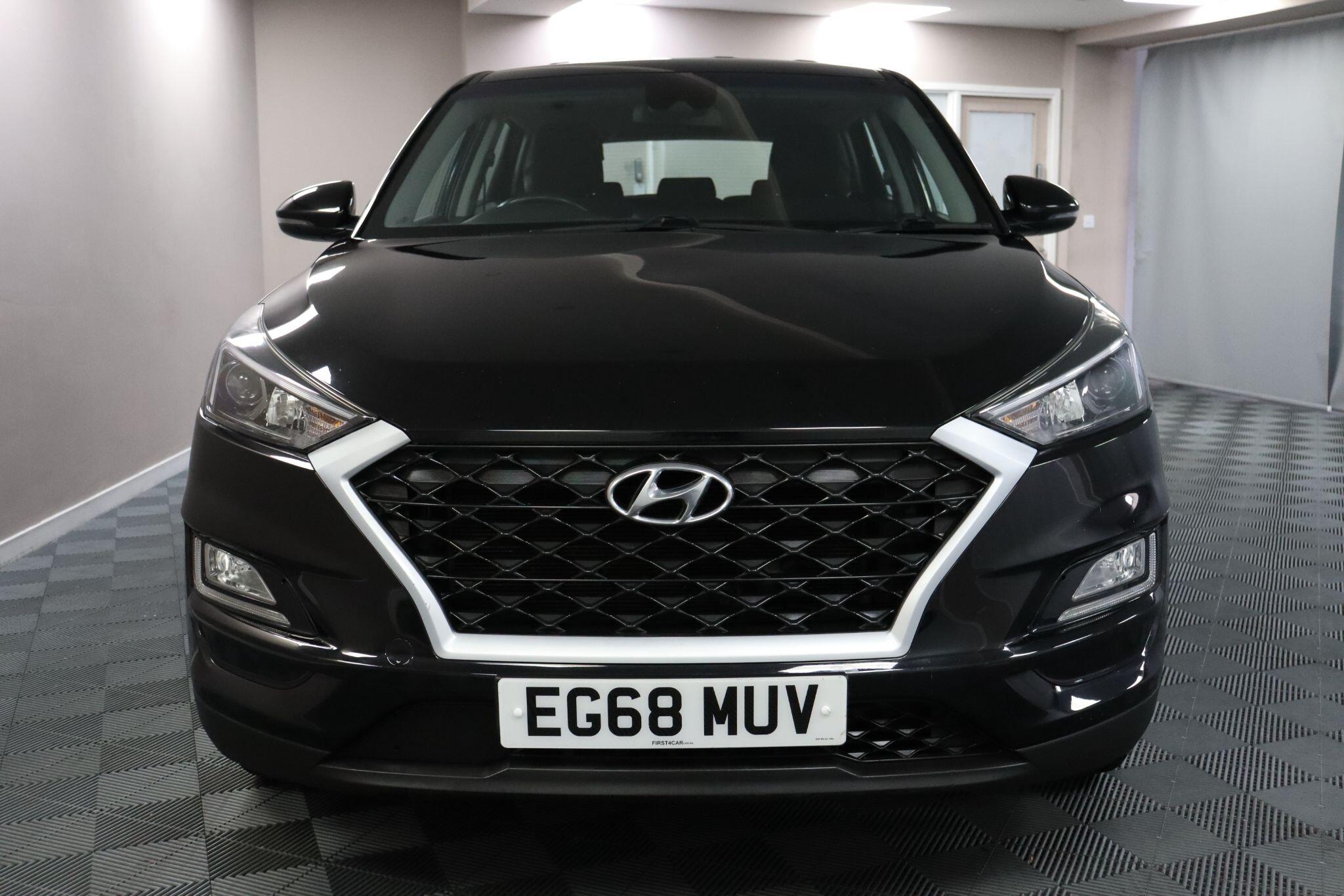 Hyundai Tucson view 2