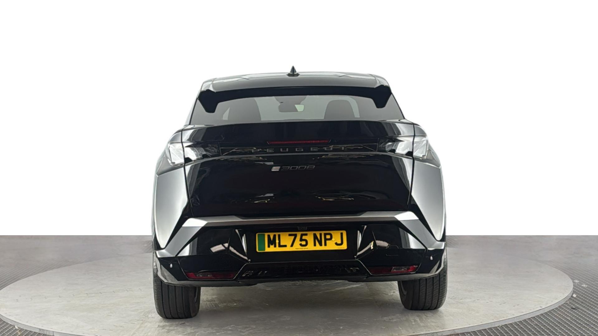 Peugeot 3008 view 5