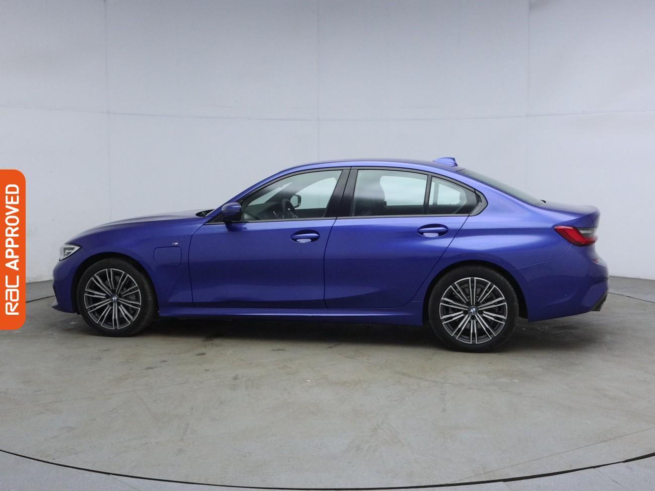 BMW 3 Series view 34