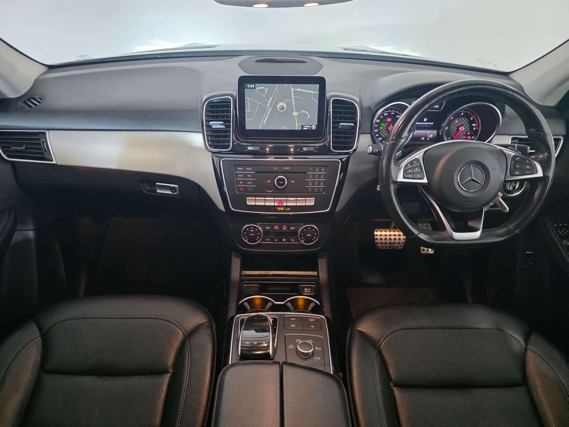 Mercedes-Benz Gle view 9