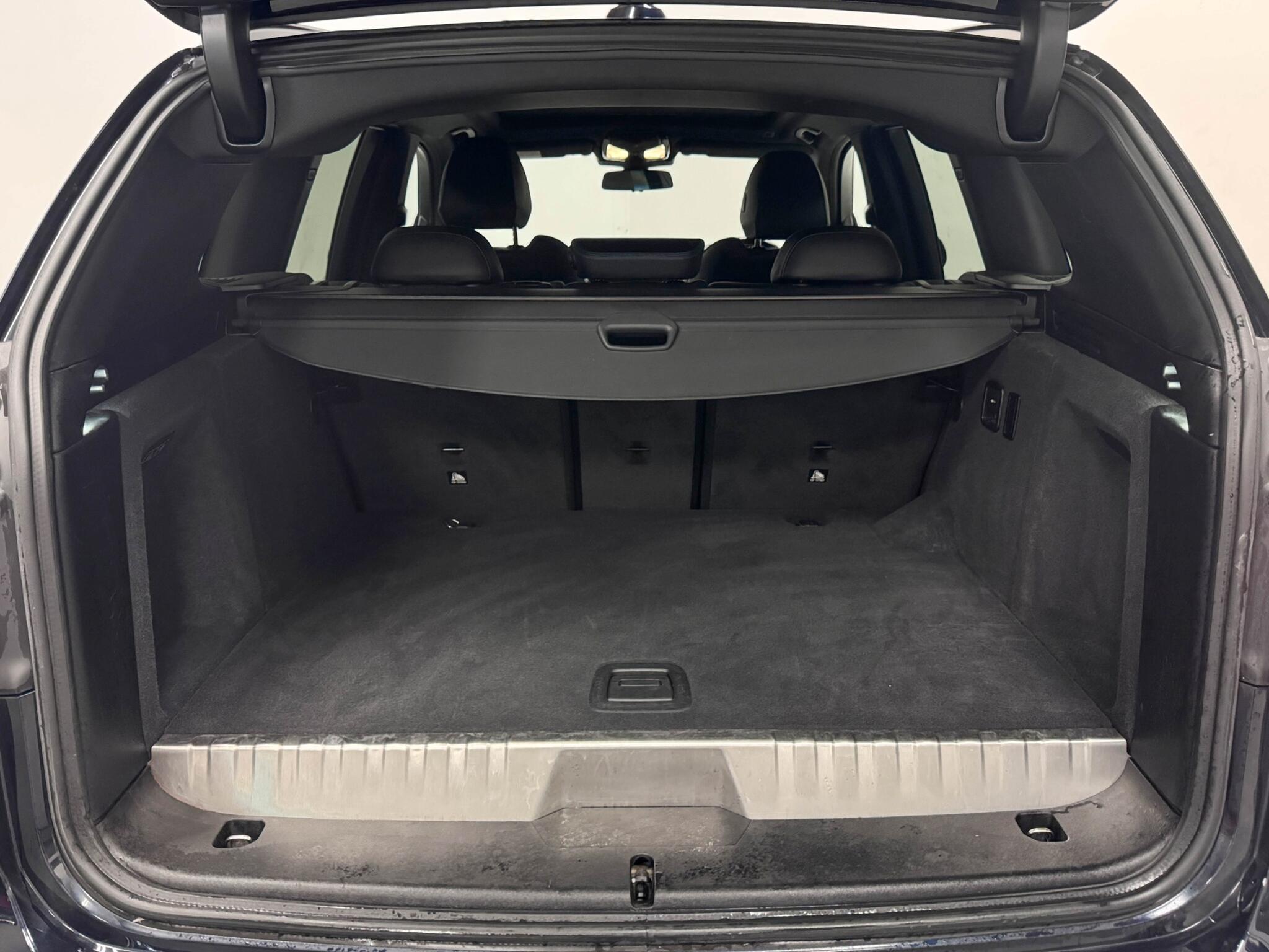 BMW X3 view 7