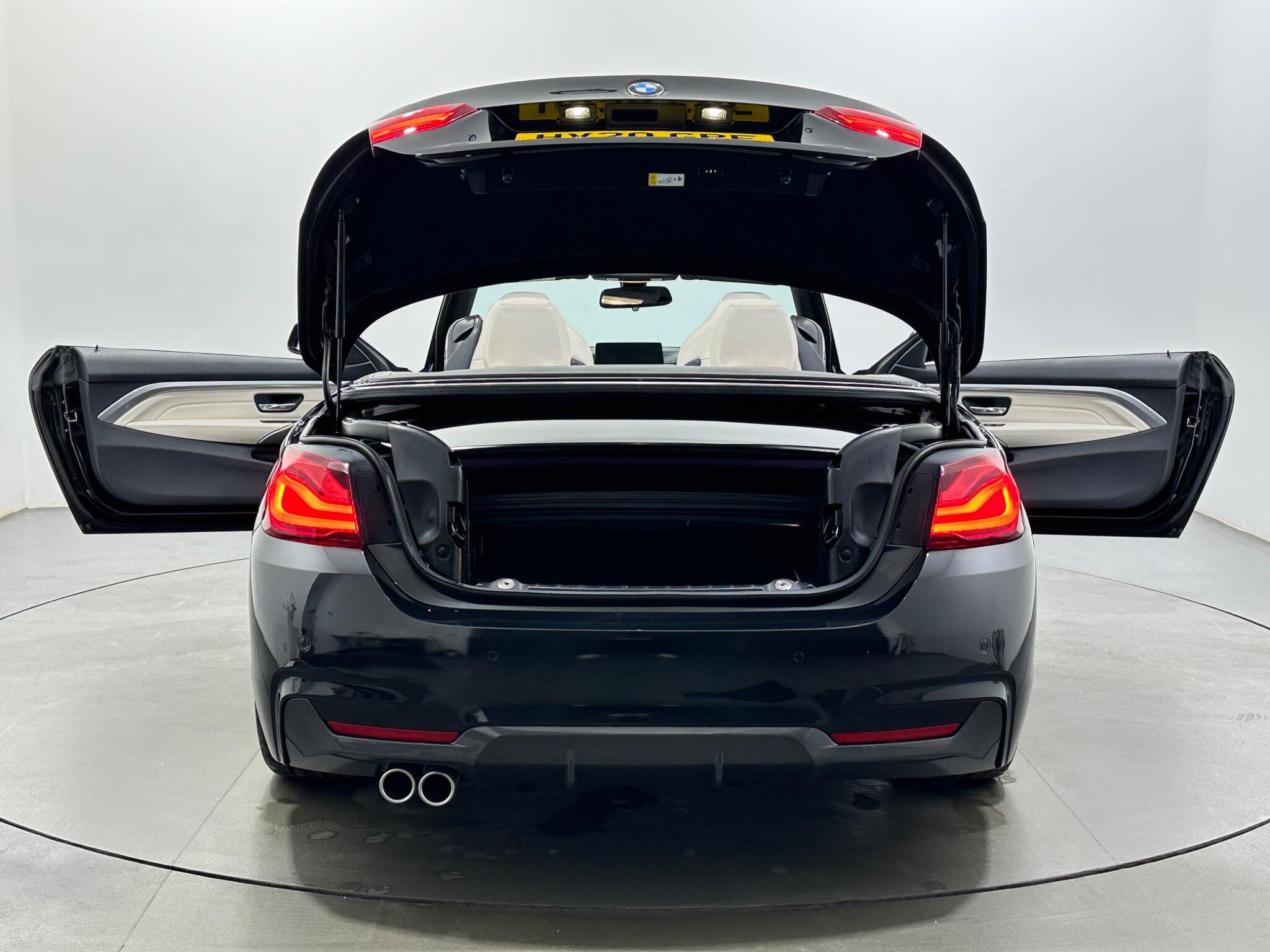 BMW 4 Series view 40
