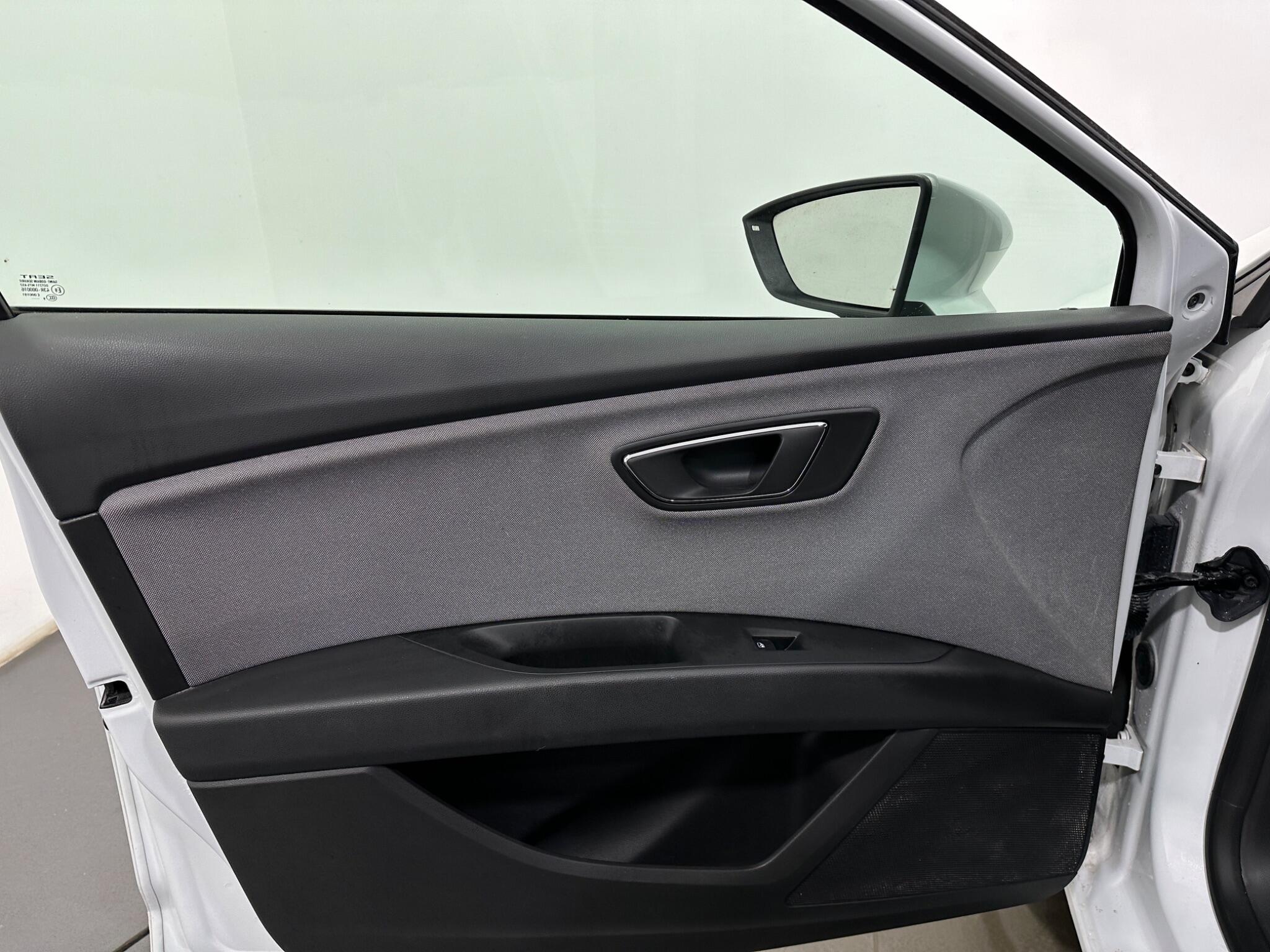 Seat Leon view 35